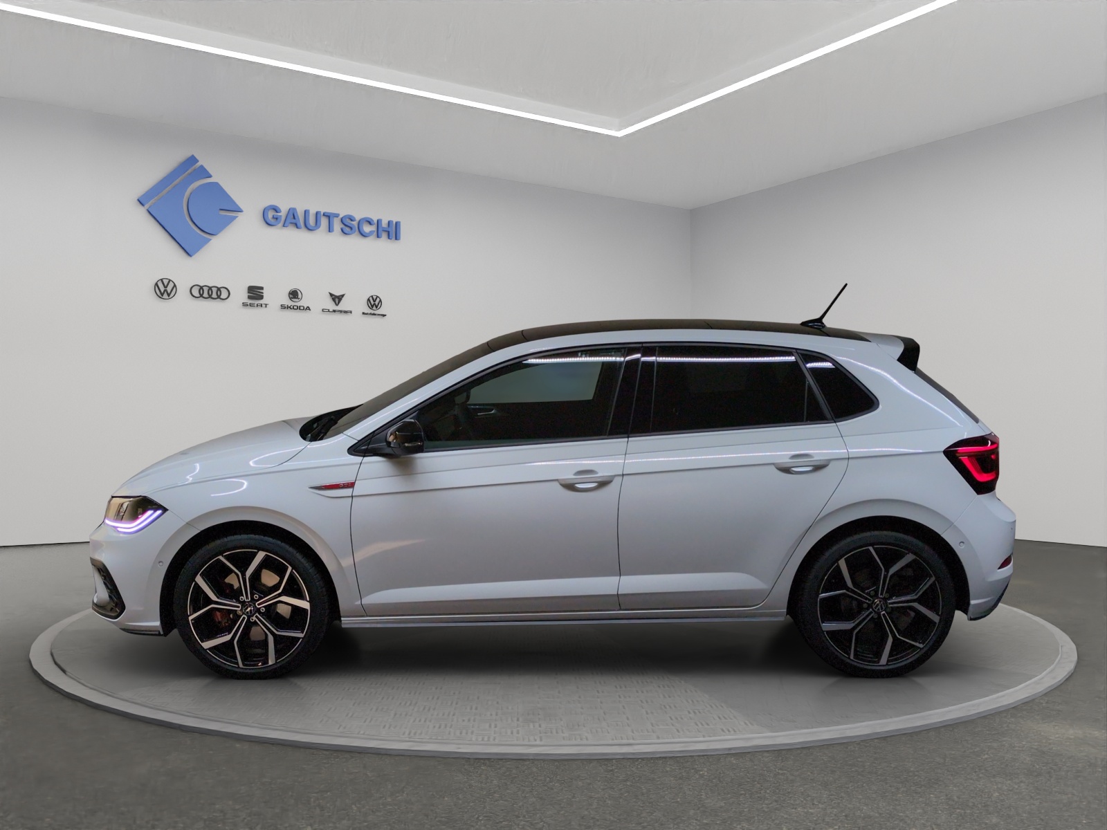 VW Polo 2.0 TSI GTI DSG-image-1