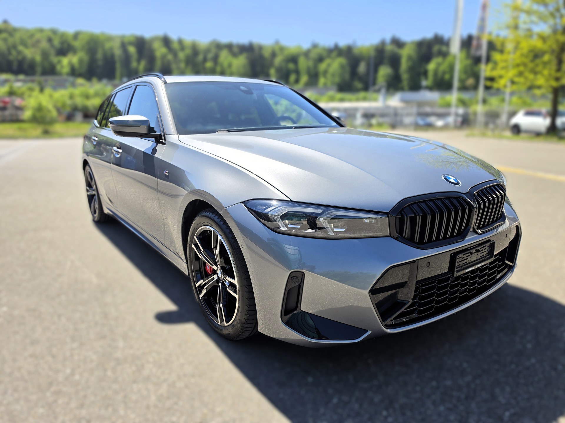BMW 320d xDrive 48V Touring Steptronic M Sport Pro-image-6