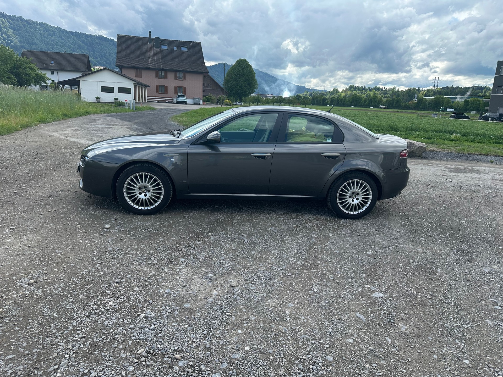 ALFA ROMEO 159 2.2 JTS Distinctive-image-1
