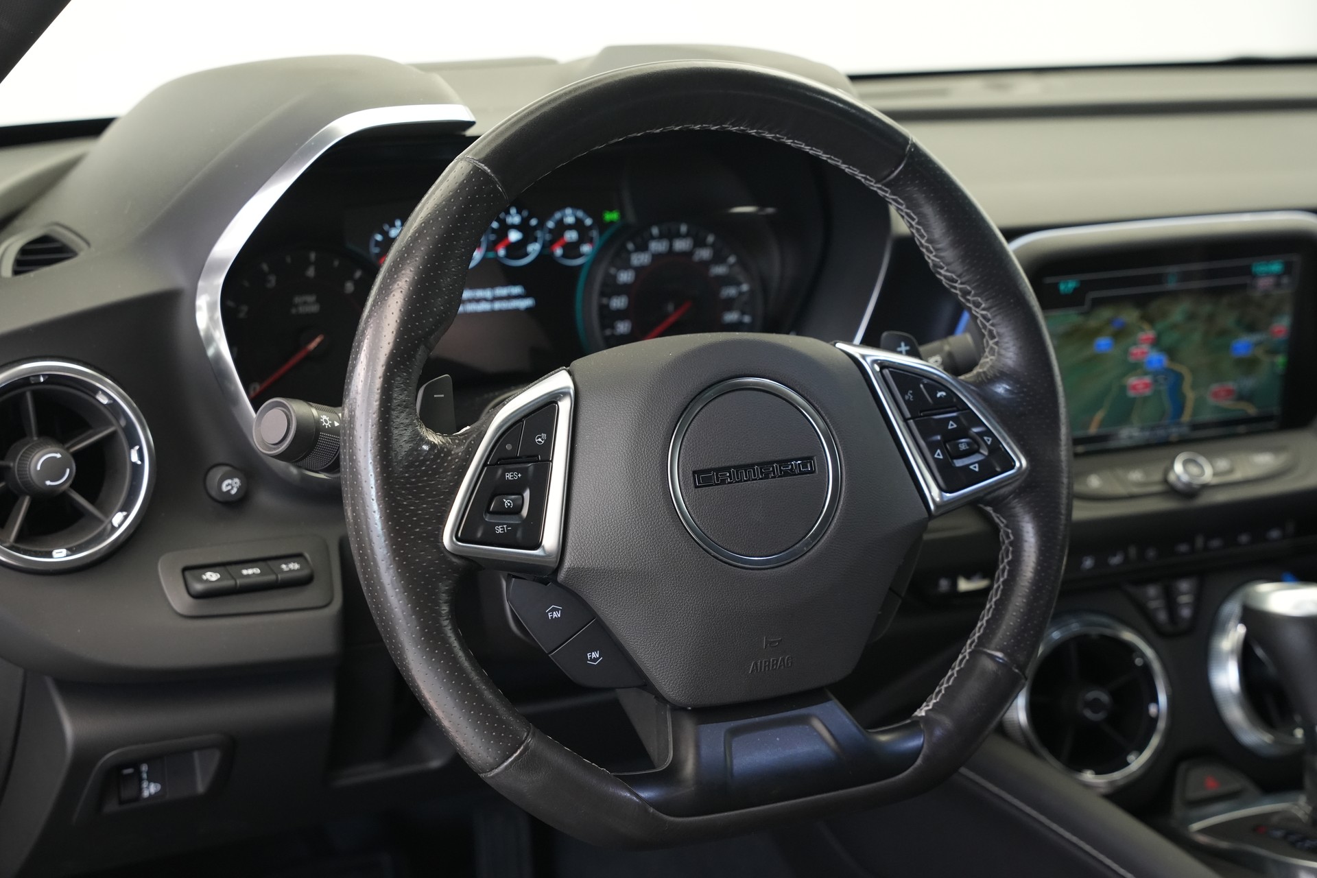CHEVROLET Camaro 6.2 Coupé Automatic *CH-Fahrzeug* *Recaro Sportsitze*-image-31