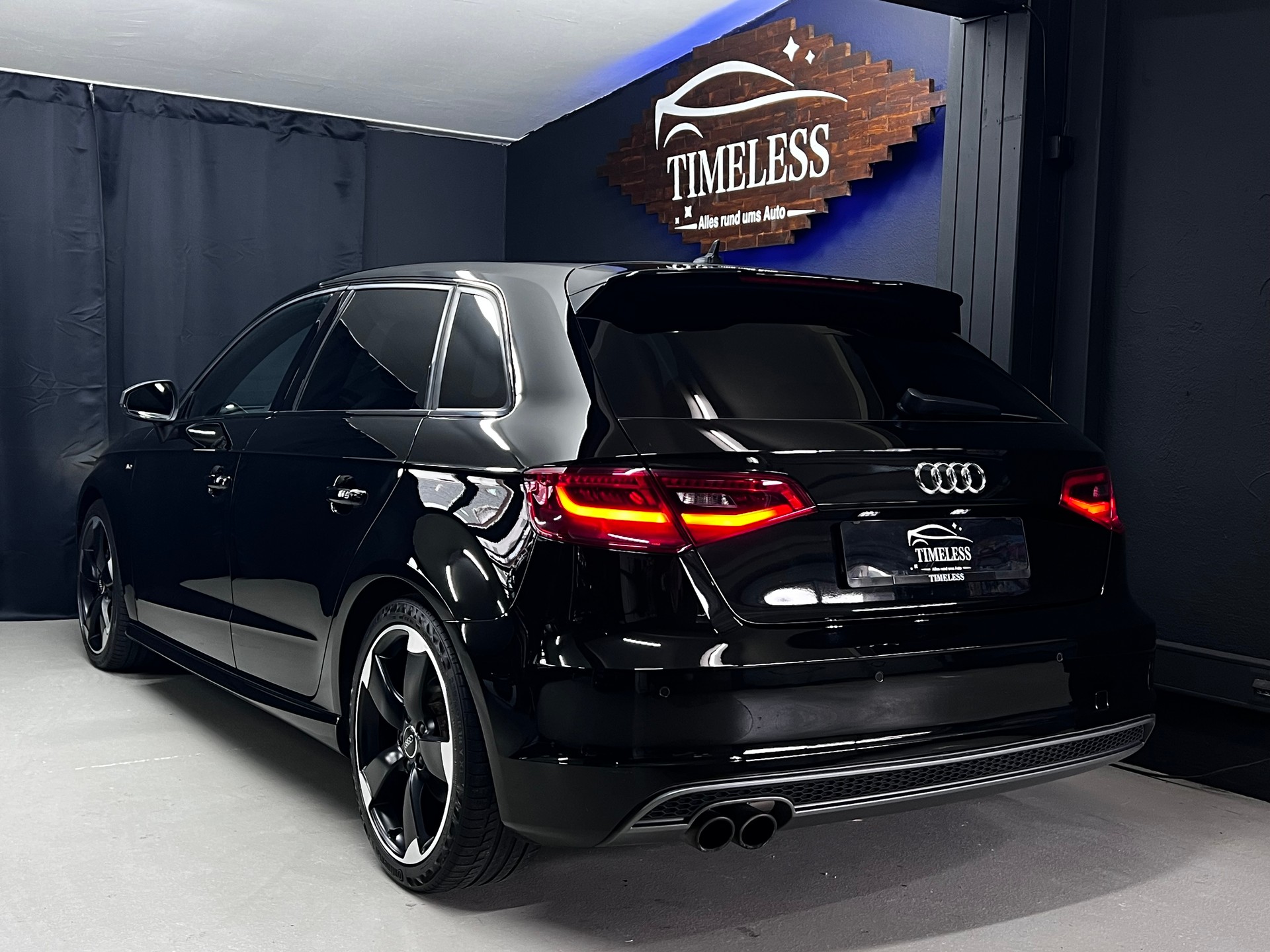 AUDI AUDI A3 Sportback 1.8 TFSI S-Line S-tronic-image-6