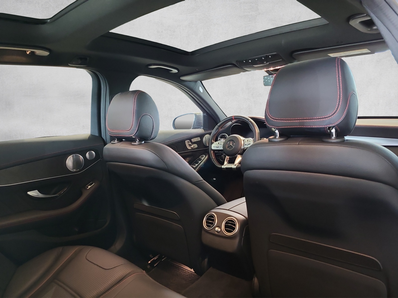 MERCEDES-BENZ C 43 AMG 4Matic 9G-Tronic-image-14