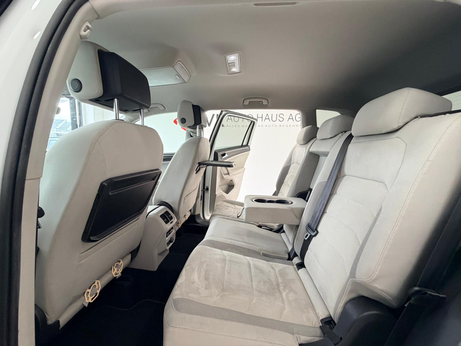 VW Tiguan Allspace 2.0 TDI SCR Comfortline 4MotionDSG*R-Line*7 Plätzer*-image-14