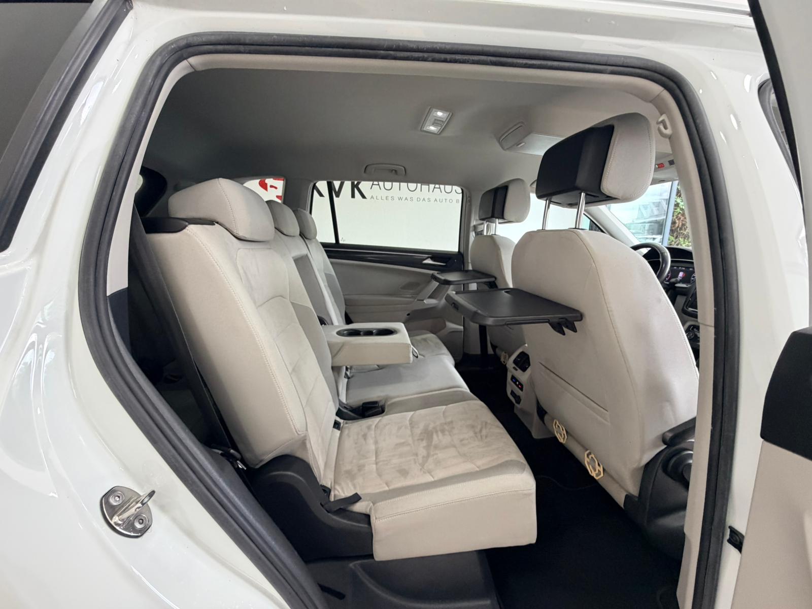 VW Tiguan Allspace 2.0 TDI SCR Comfortline 4MotionDSG*R-Line*7 Plätzer*-image-17