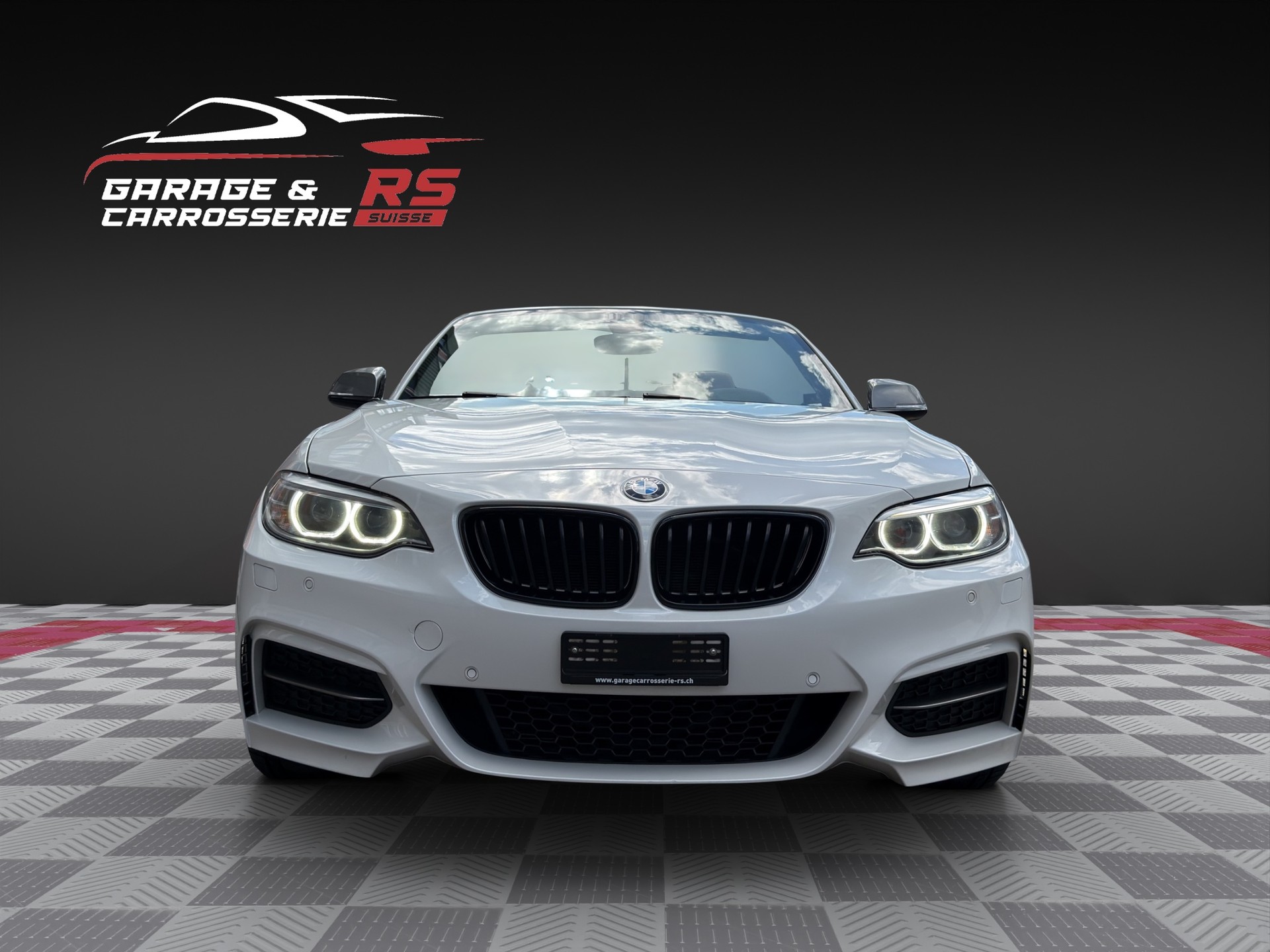 BMW M240i xDrive Steptronic-image-4
