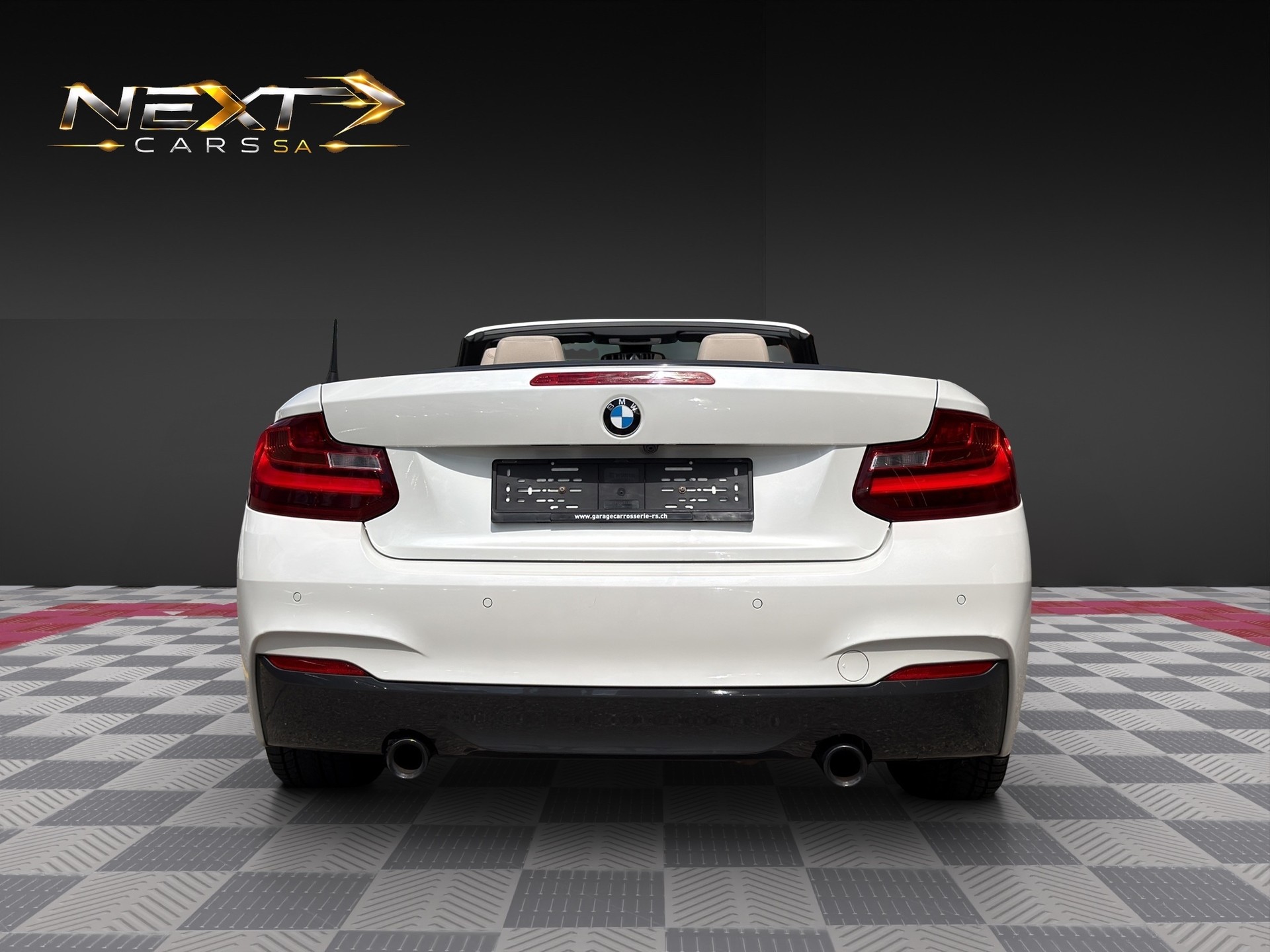 BMW M240i xDrive Steptronic-image-3