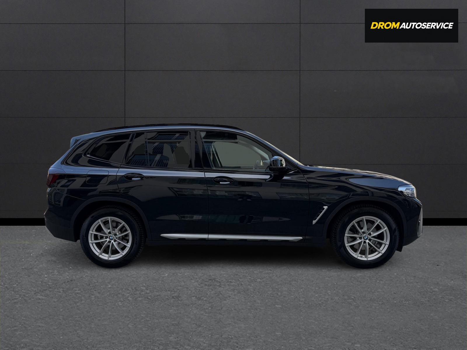 BMW X3 xDrive 20i-image-3