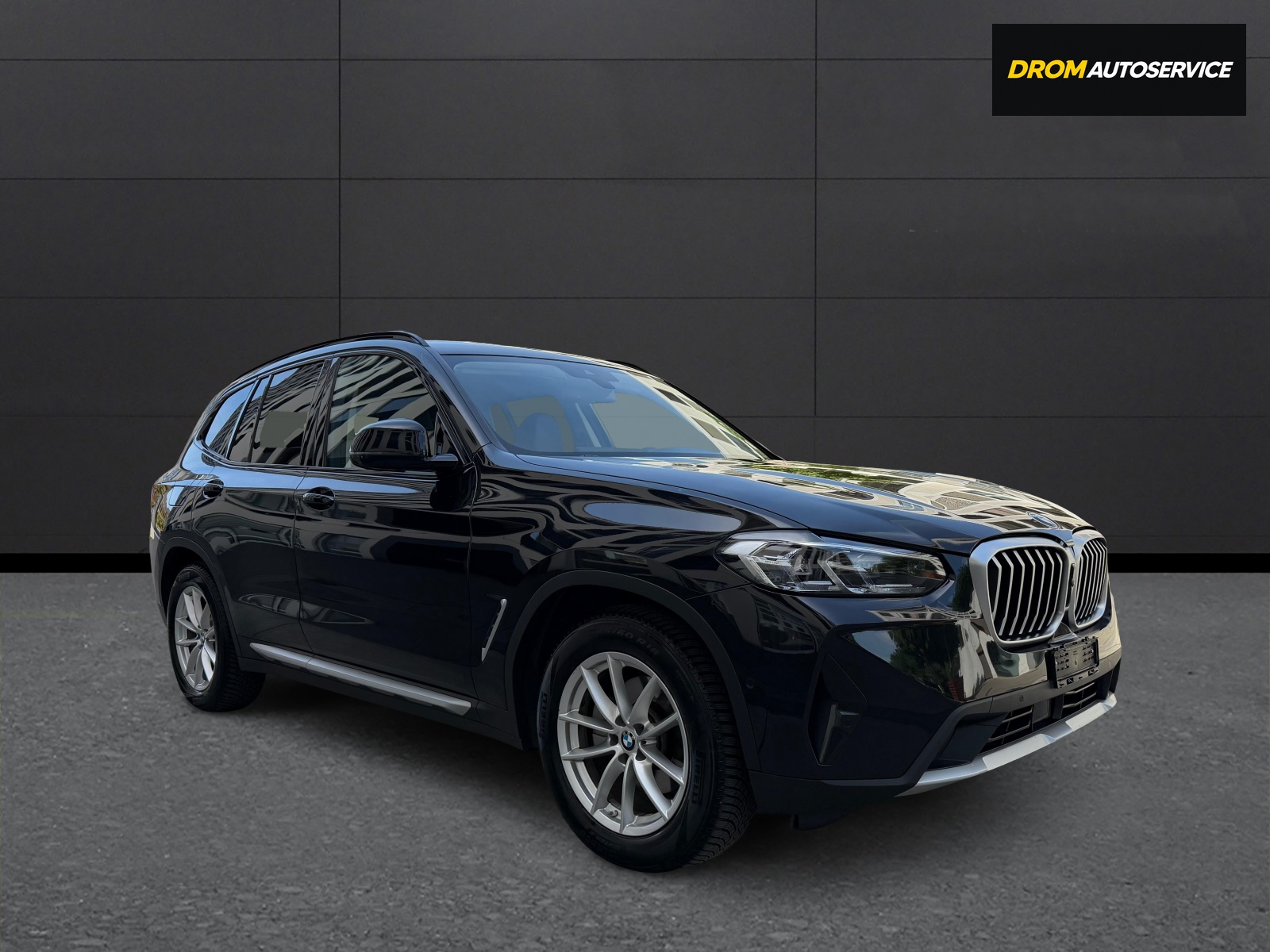 BMW X3 xDrive 20i-image-0