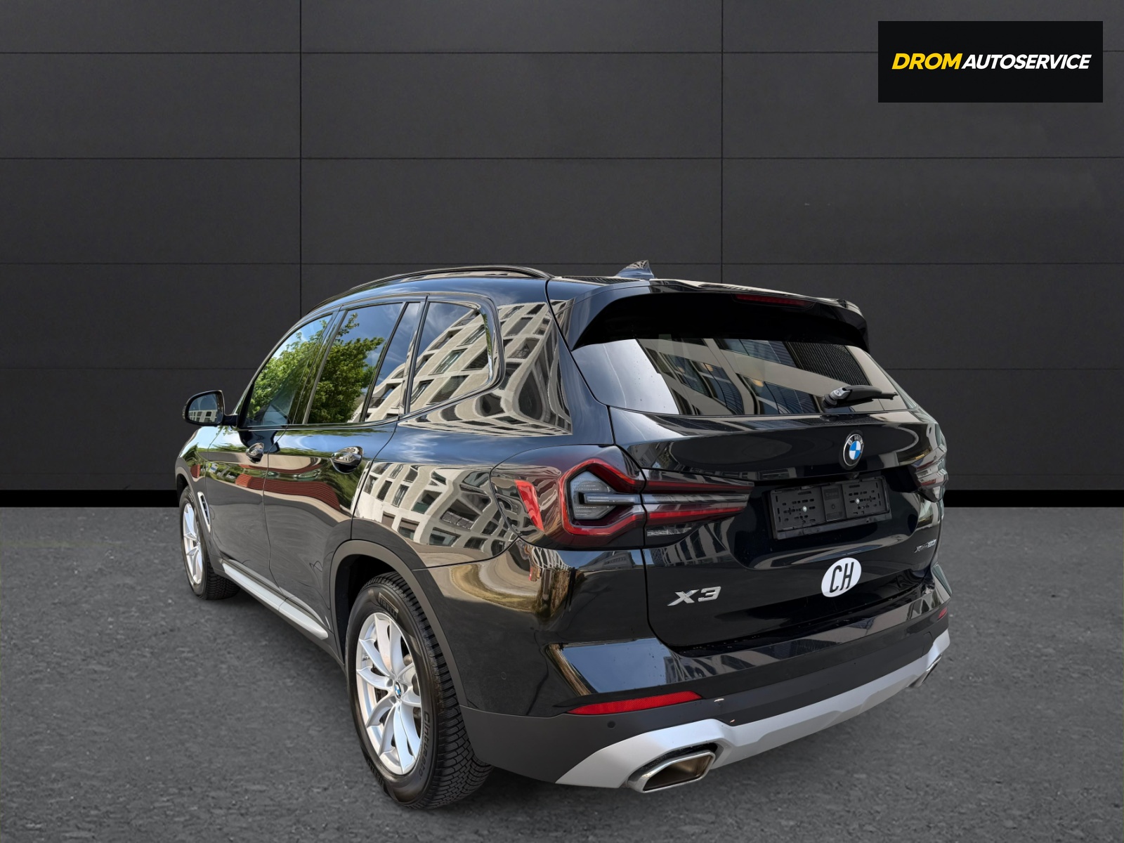 BMW X3 xDrive 20i-image-6