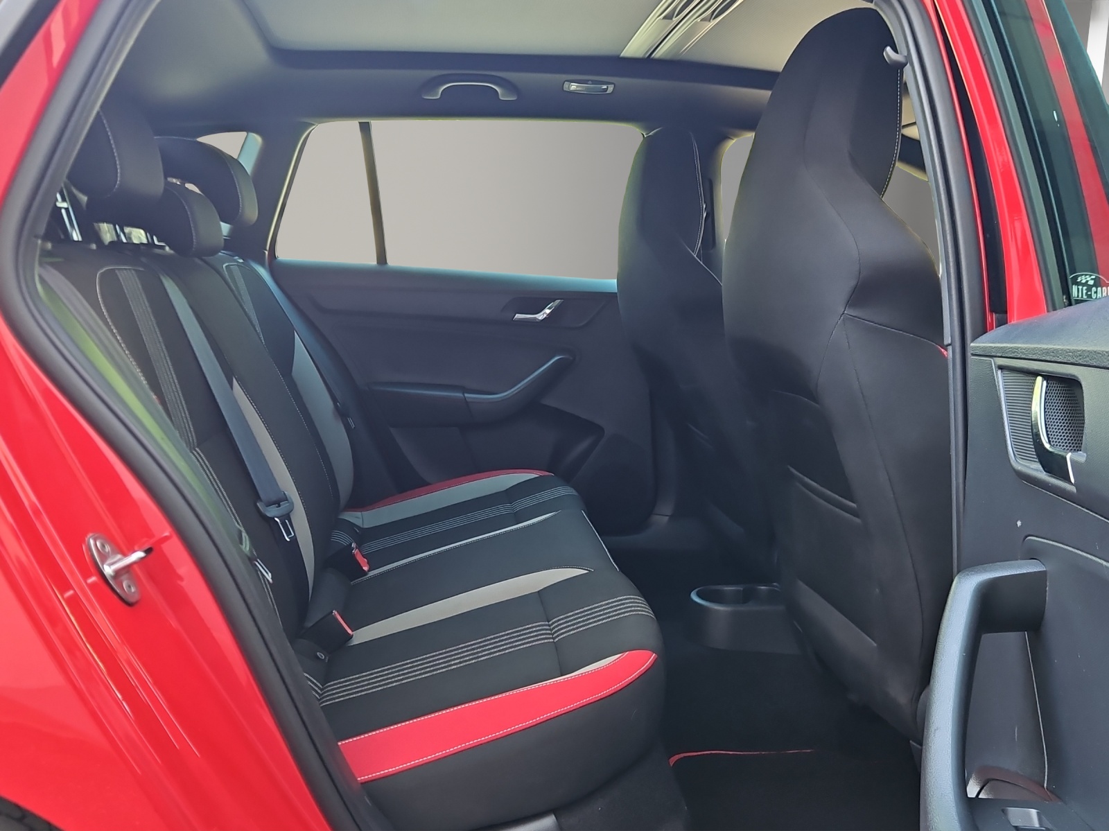 SKODA Rapid Spaceback 1.4 TSI Monte Carlo DSG-image-14