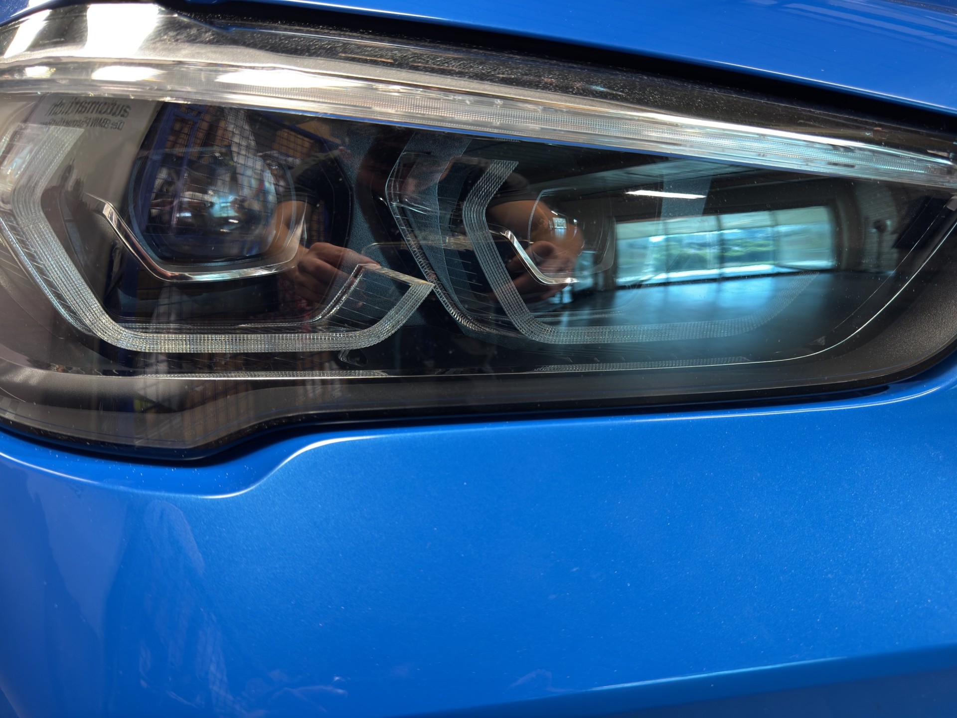 BMW X1 20d xDrive M Sport-showroom-element-1
