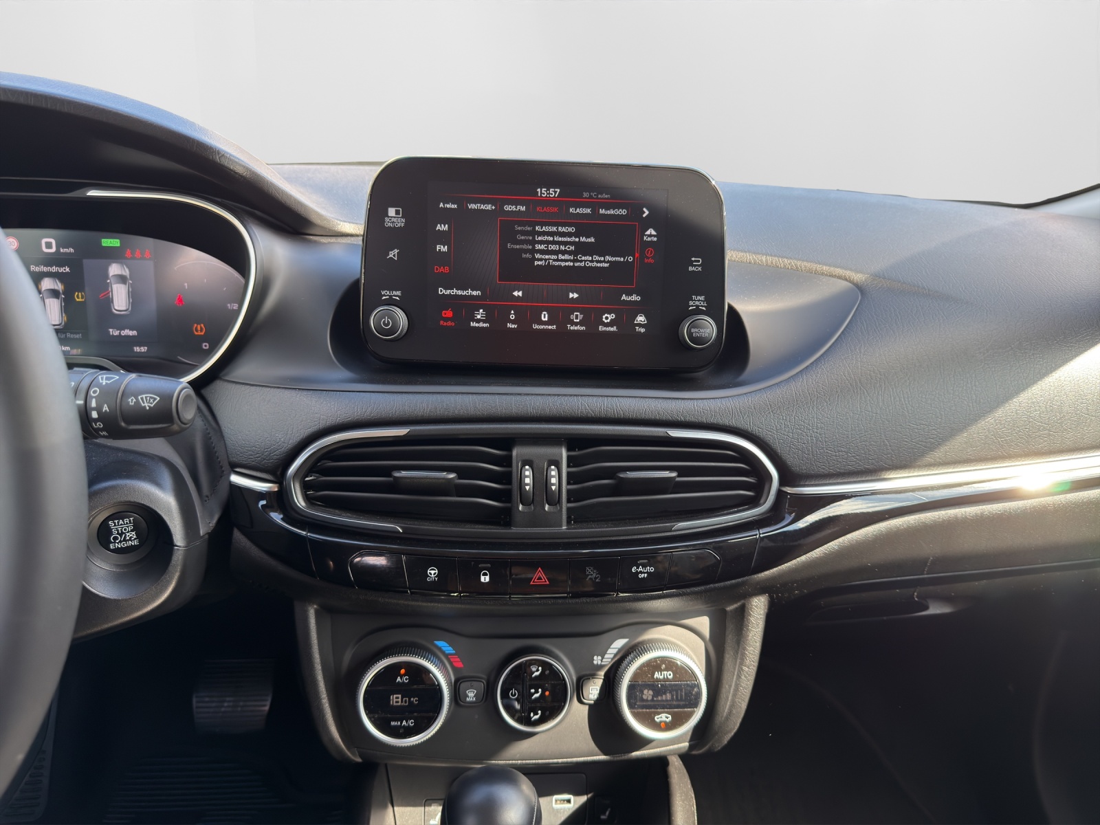 FIAT Tipo 1.5 Hybrid City Life-image-13