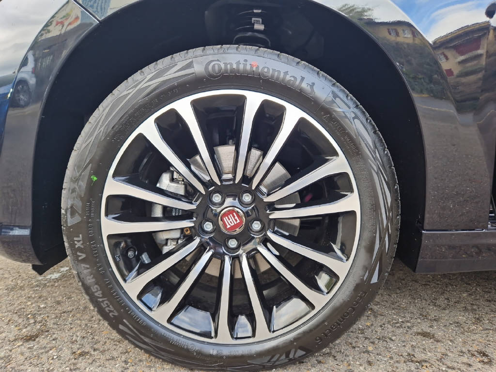 FIAT Tipo 1.5 Hybrid City Life-image-9
