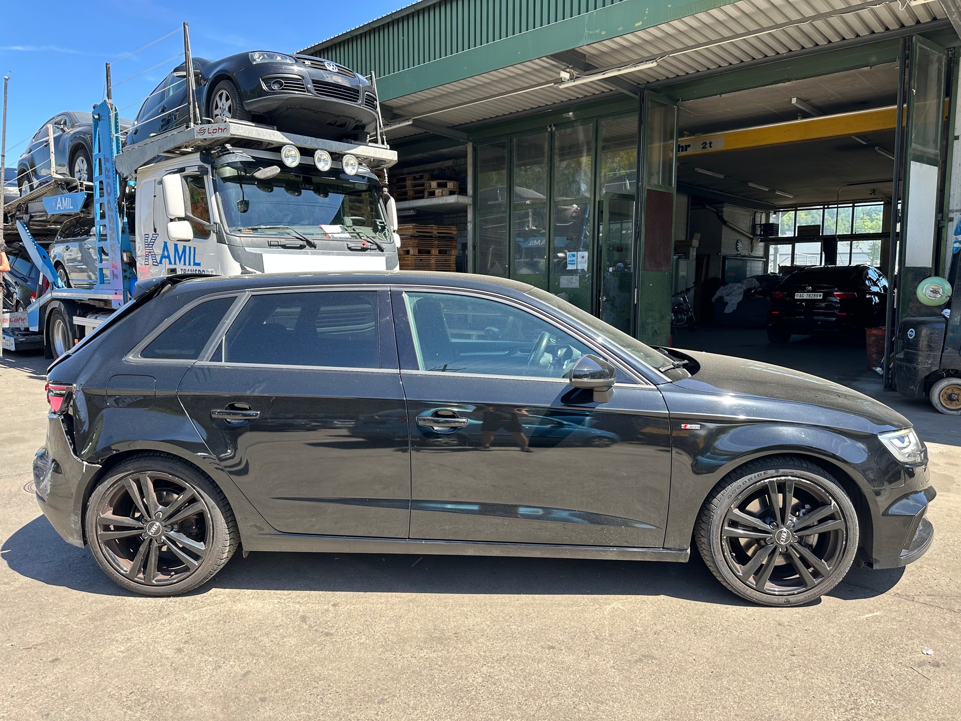 AUDI A3 Sportback 2.0 TFSI S-Line quattro S-tronic-image-6