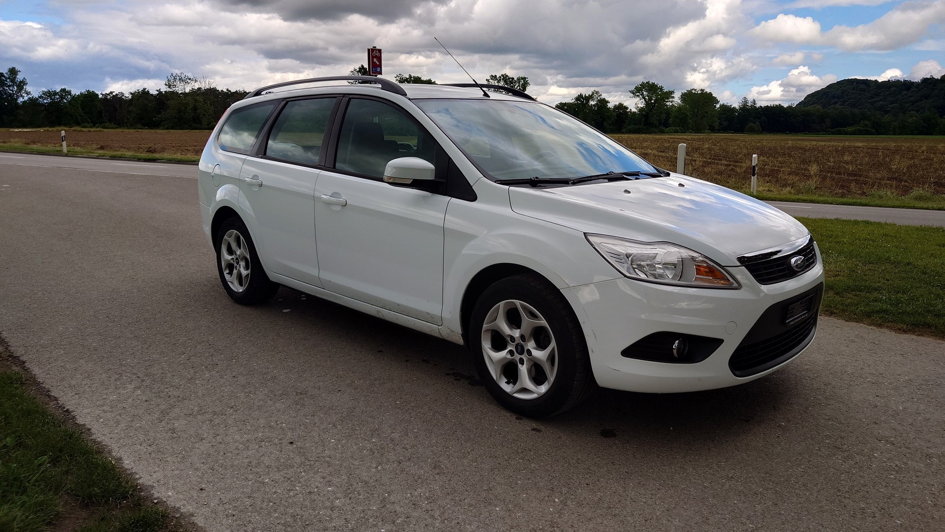 FORD Focus 1.6i VCT Carving-image-7