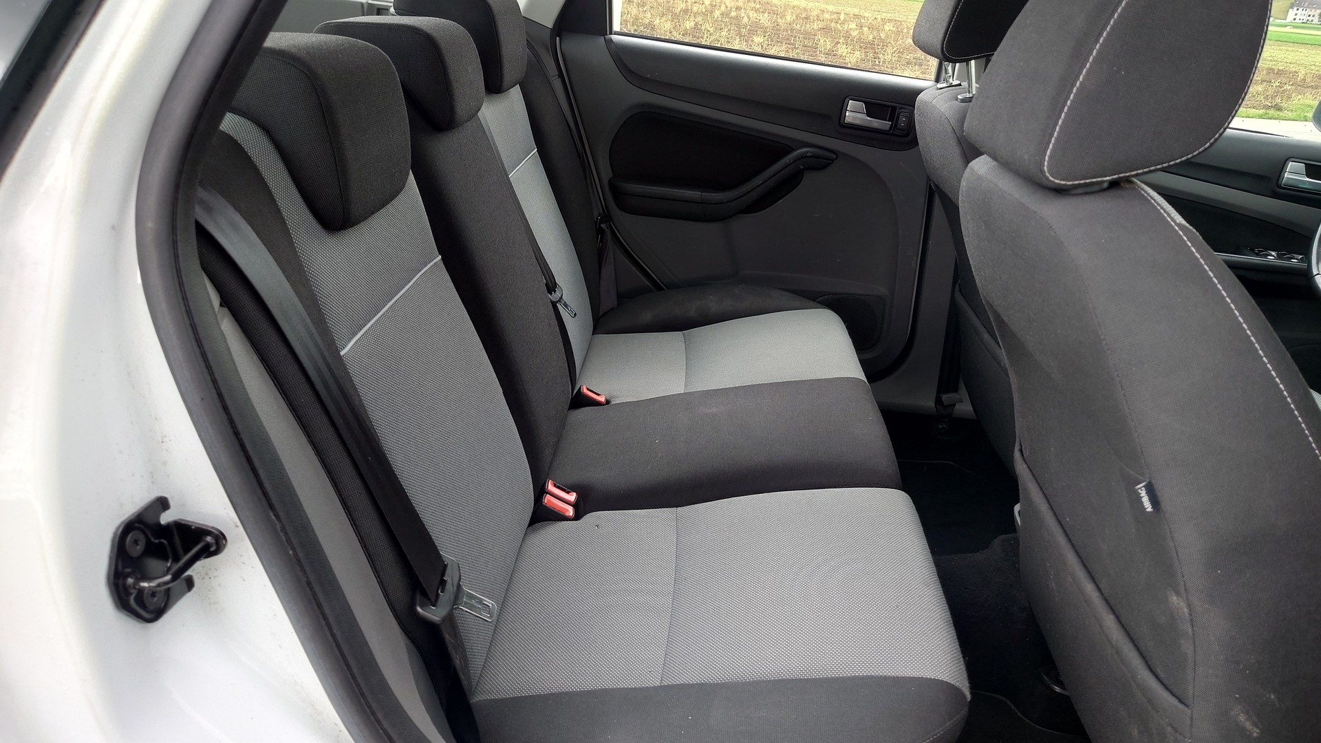 FORD Focus 1.6i VCT Carving-image-12