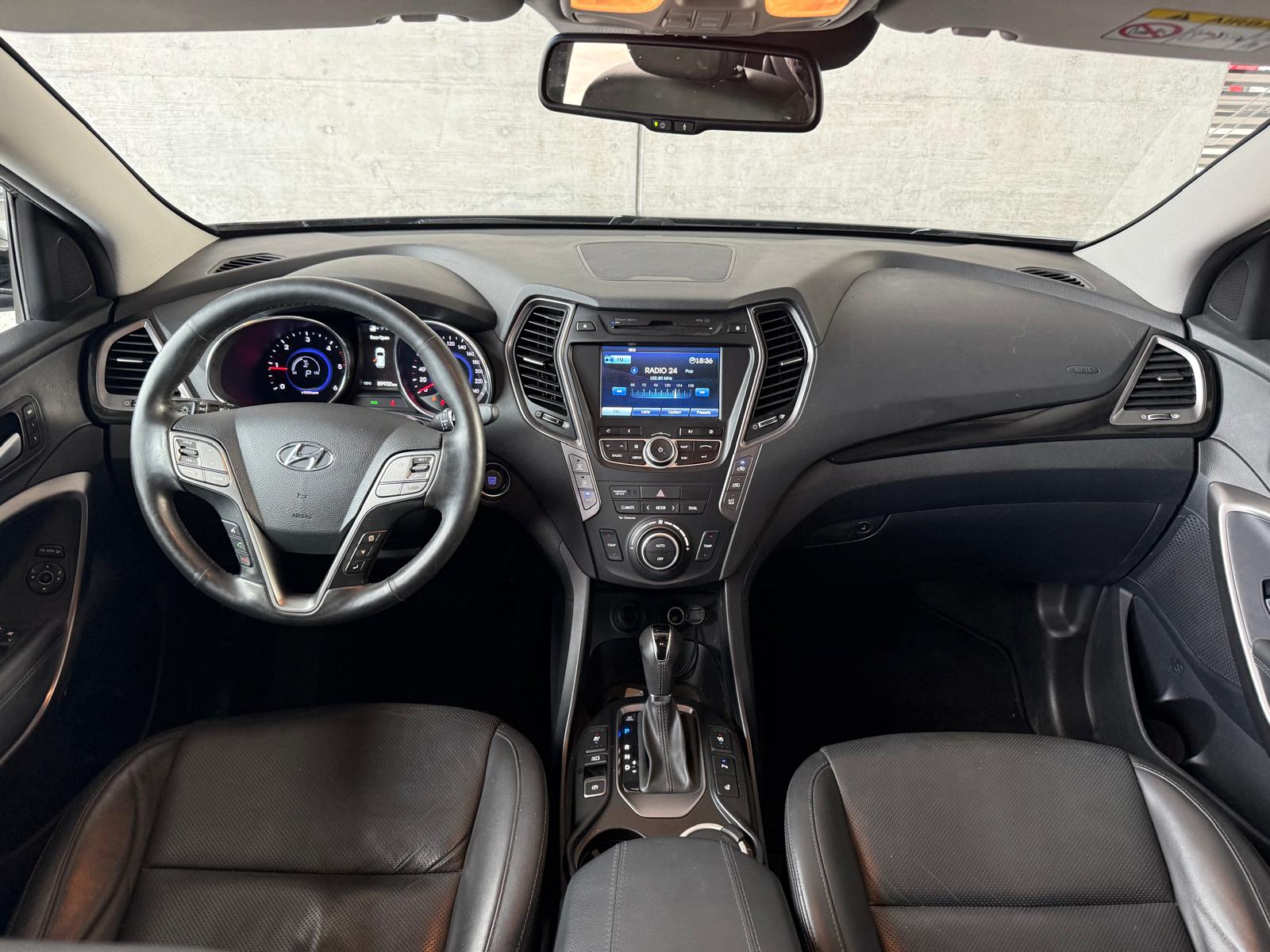 HYUNDAI Santa Fe 2.2 CRDI Premium 4WD Automatic-image-10