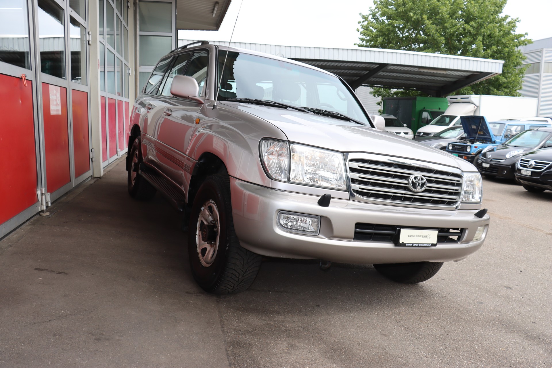 TOYOTA Land Cruiser 500 4.2TD S.Saloon-image-3