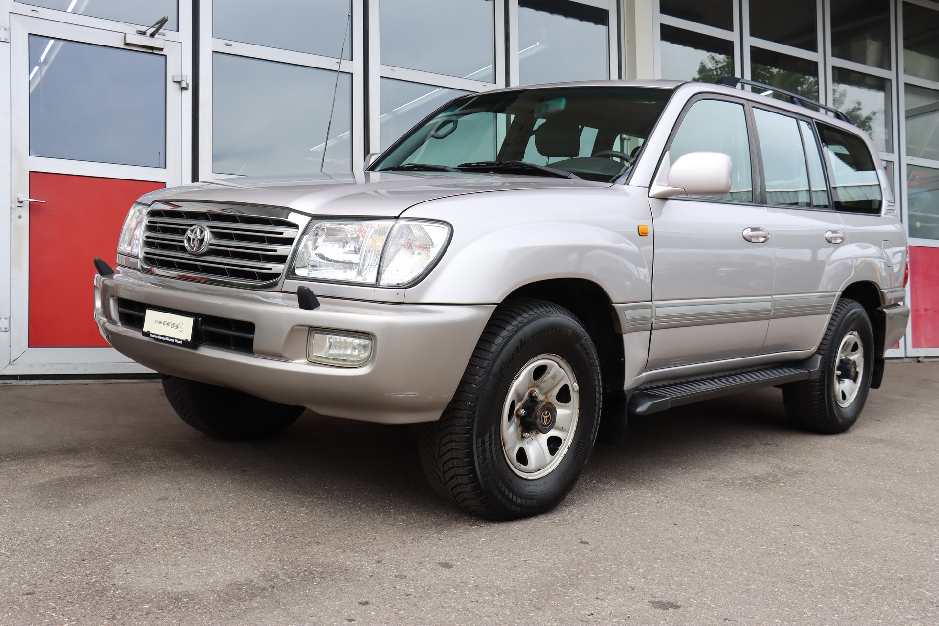 TOYOTA Land Cruiser 500 4.2TD S.Saloon-image-0