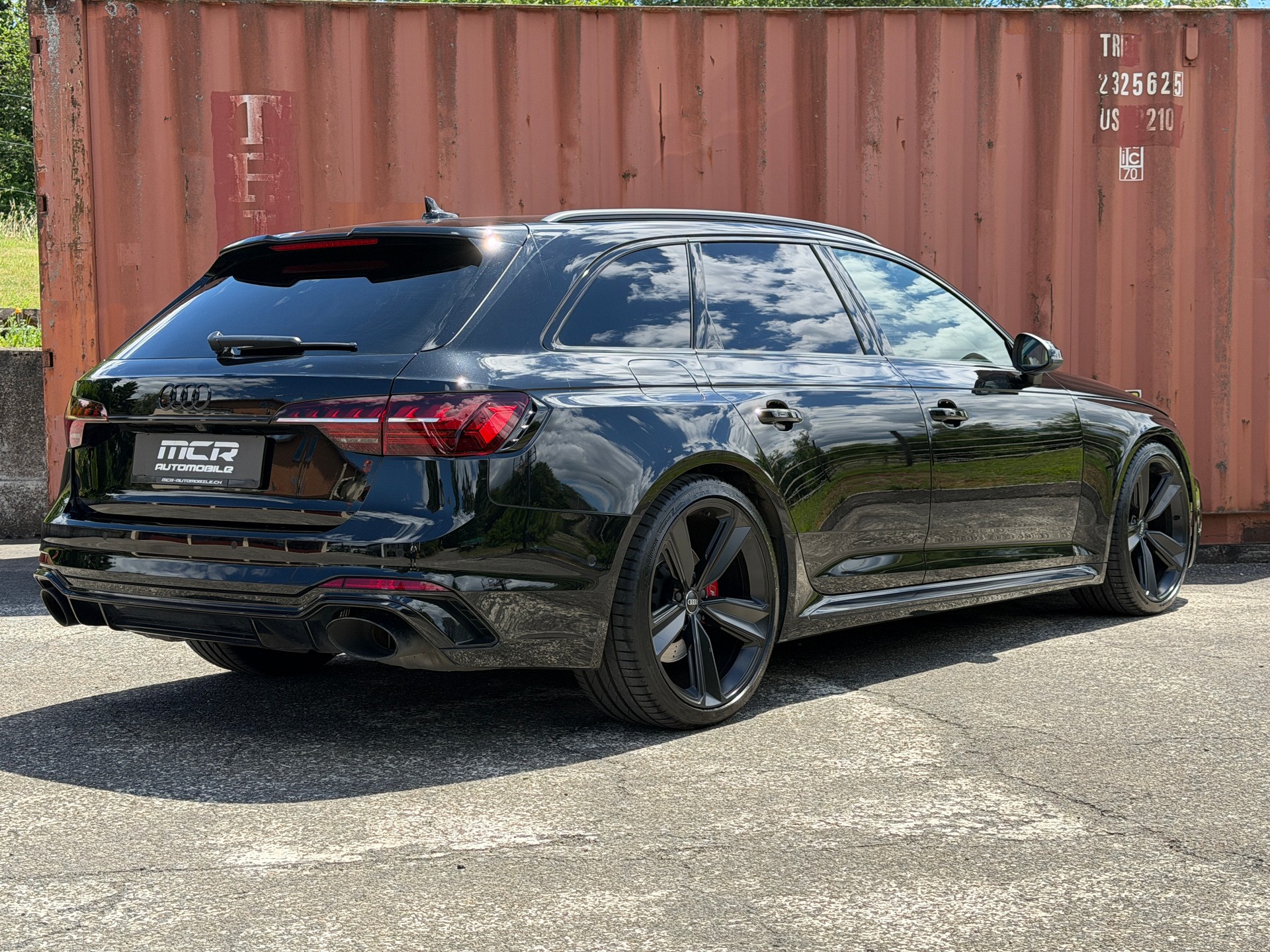 AUDI RS4 Avant 2.9 V6 TFSI quattro T-Tronic ⬛️-showroom-element-1