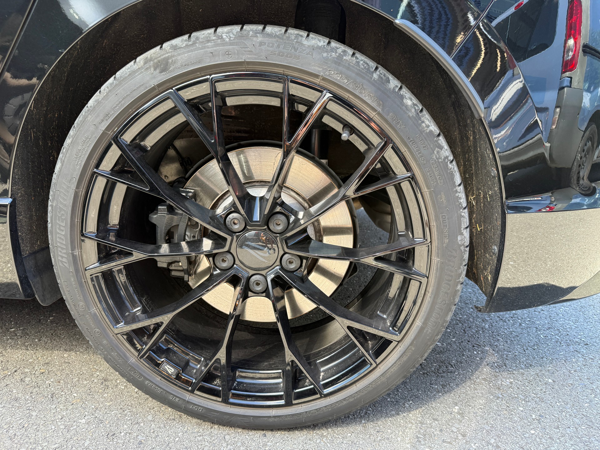 VW 2.0 TSI R Black Edition DSG 4motion-image-15