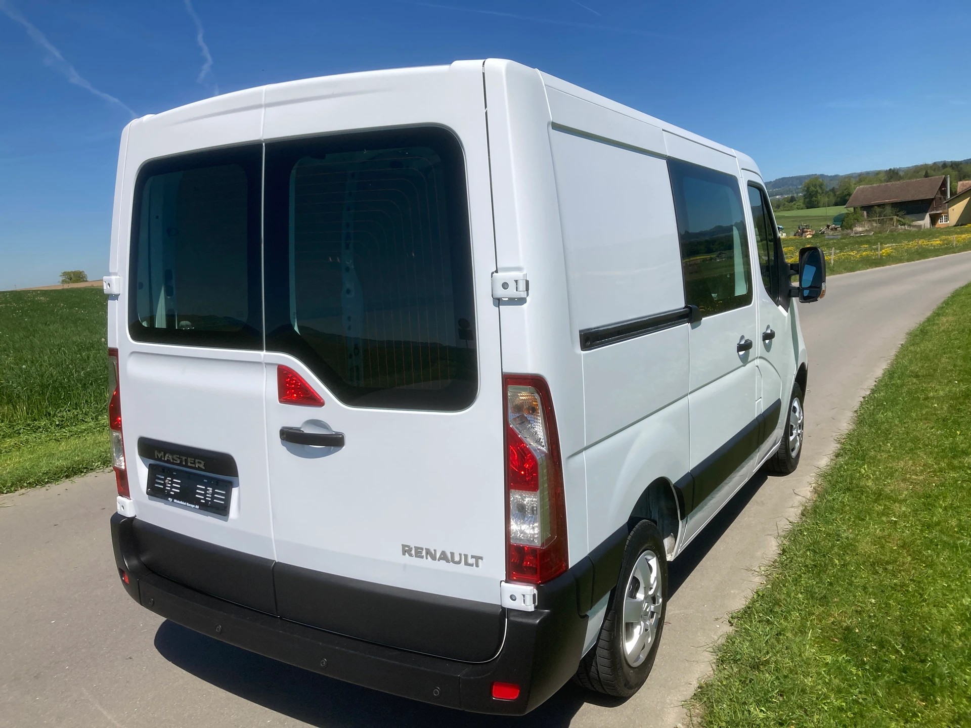 RENAULT Master T33 2.3dCi 130 L1H1-image-2