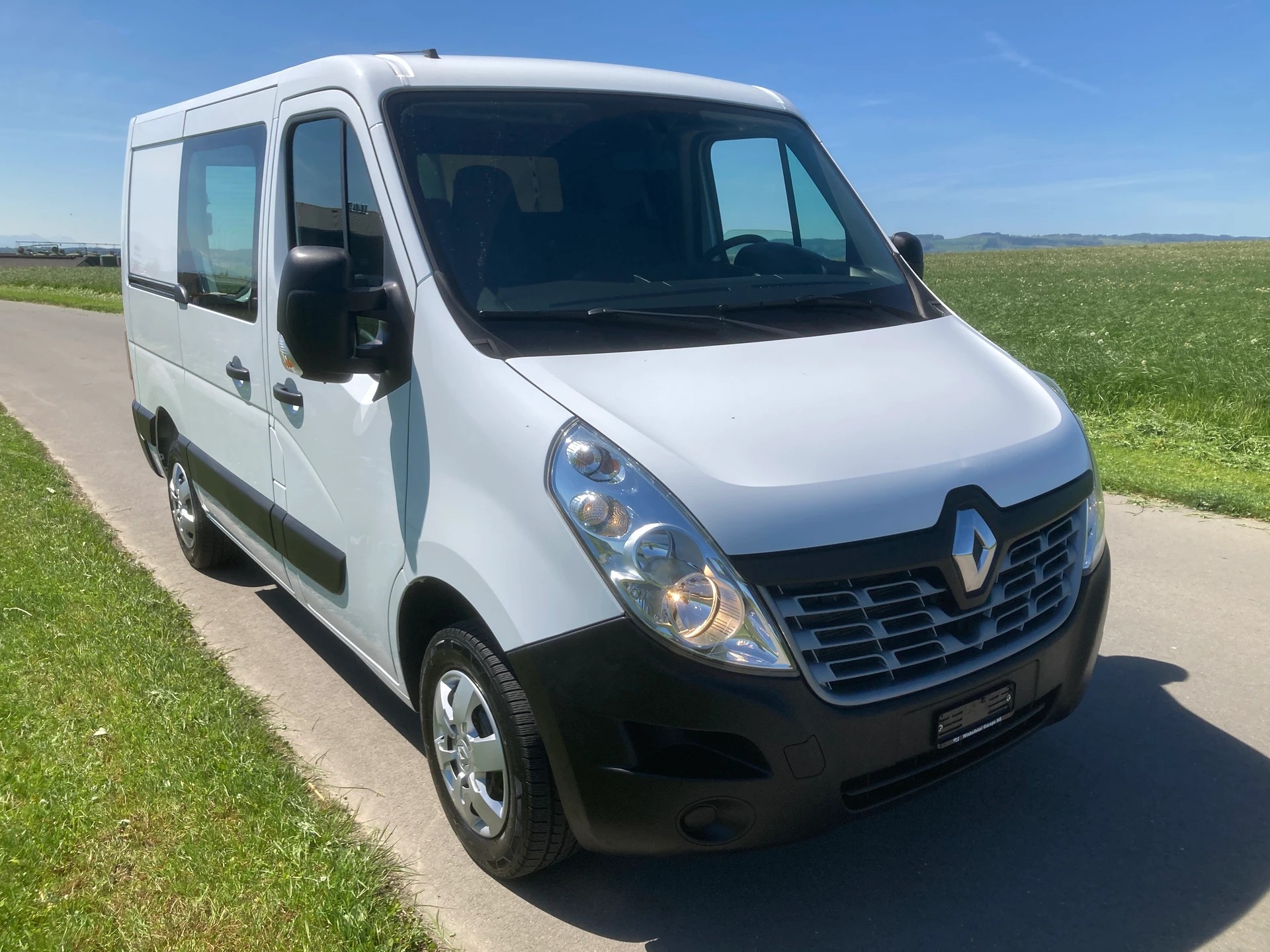 RENAULT Master T33 2.3dCi 130 L1H1-image-1