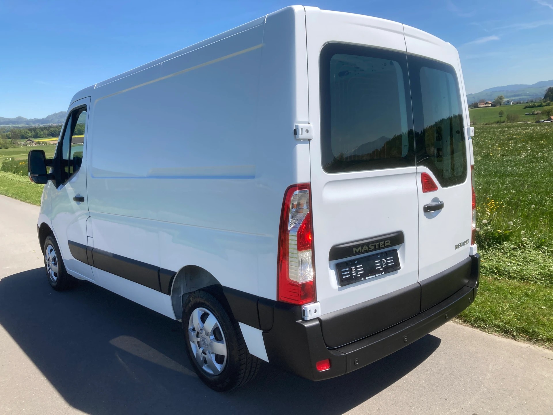 RENAULT Master T33 2.3dCi 130 L1H1-image-3