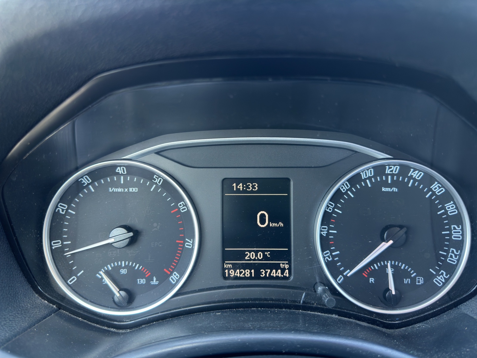 SKODA Octavia Combi 1.4 TSI Ambiente DSG-image-17