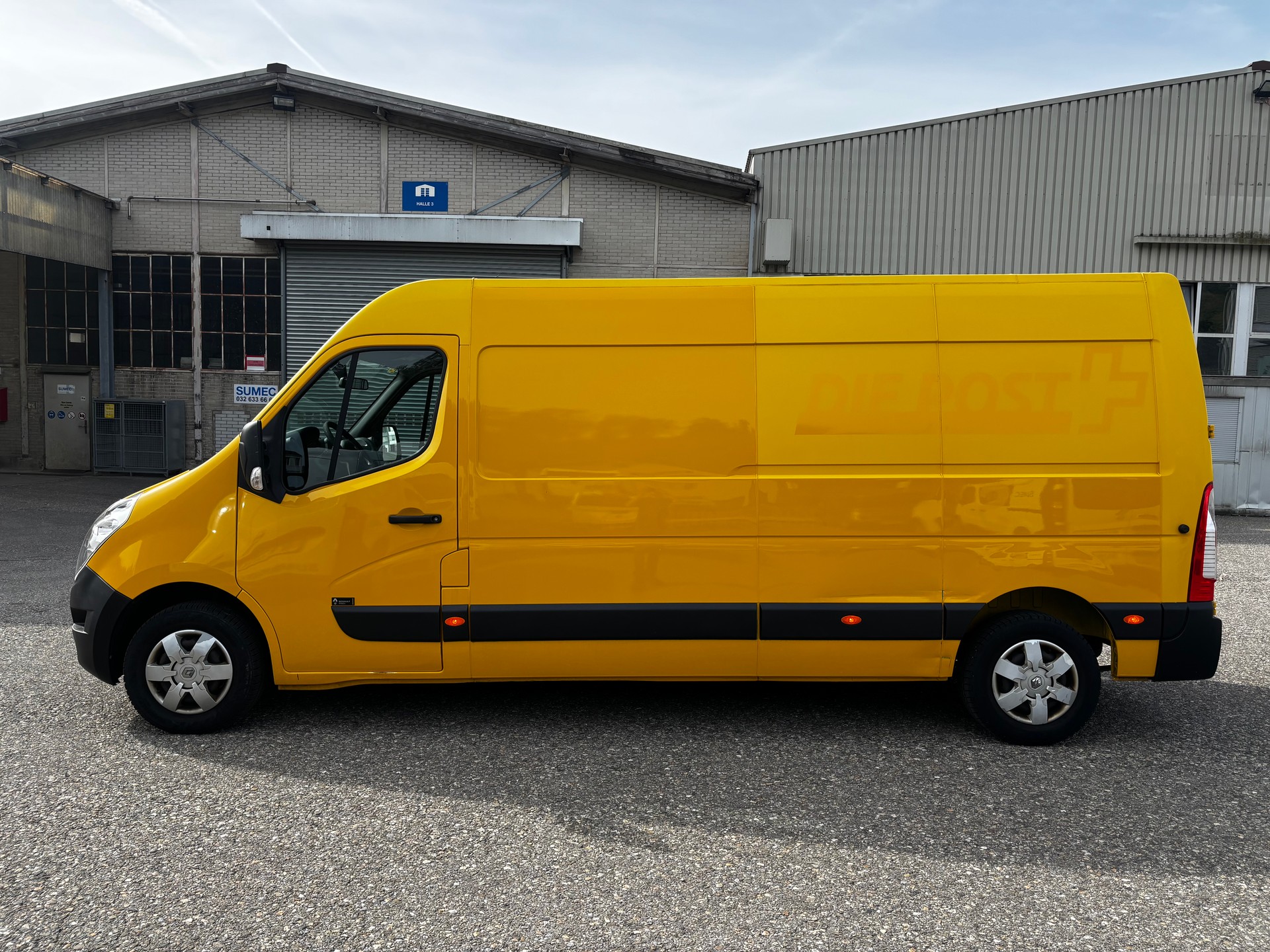 RENAULT Master T35 2.3dCi 130 L3H2-image-1
