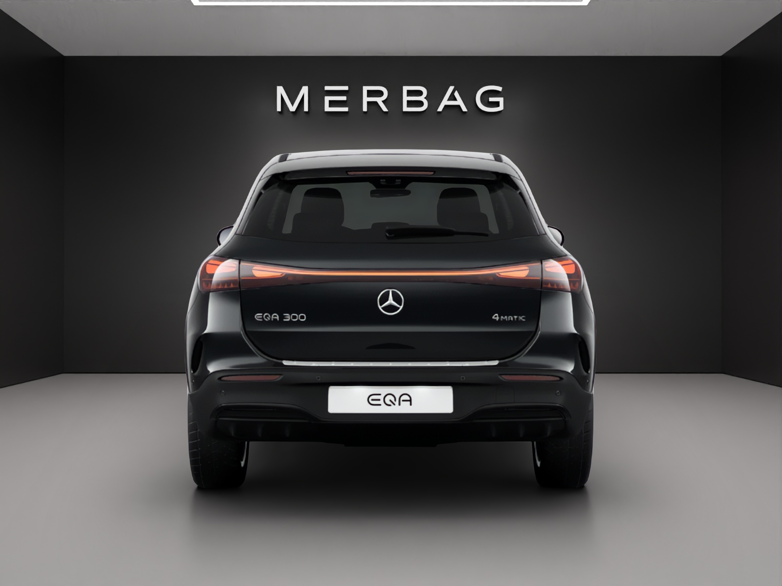 MERCEDES-BENZ EQA 300 66,5kWh 4Matic Swiss Star-image-3