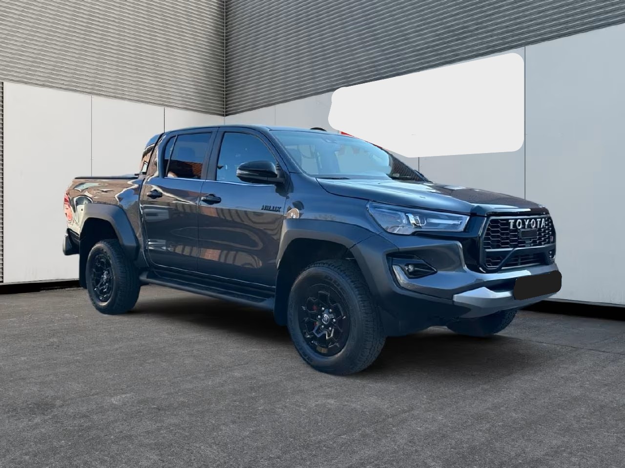 TOYOTA Hilux 2.8d GR Sport II Double Cab 4x4 A-image-0