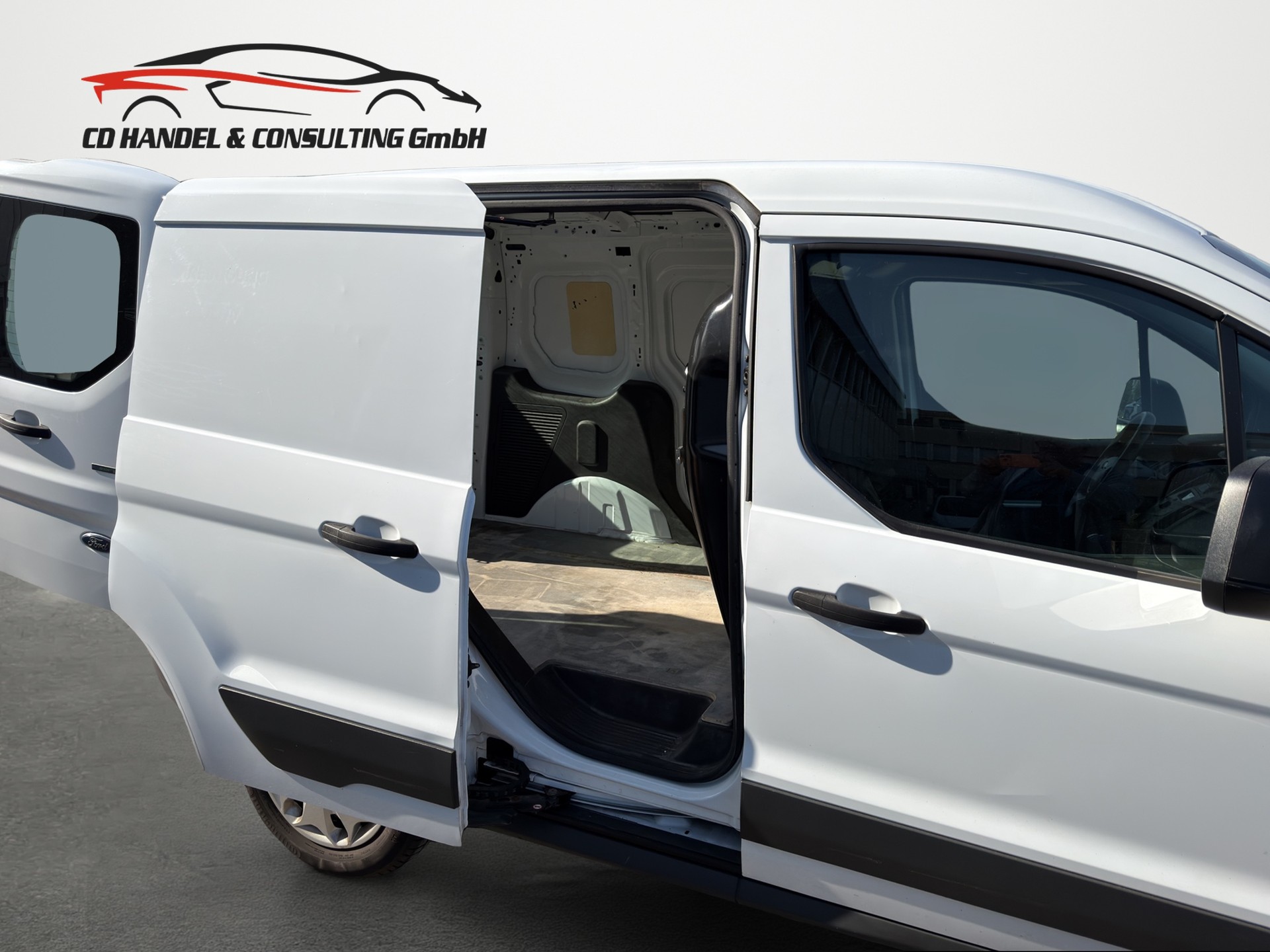 FORD Transit Connect Van T200 1.0 EcoBoost Trend-image-13