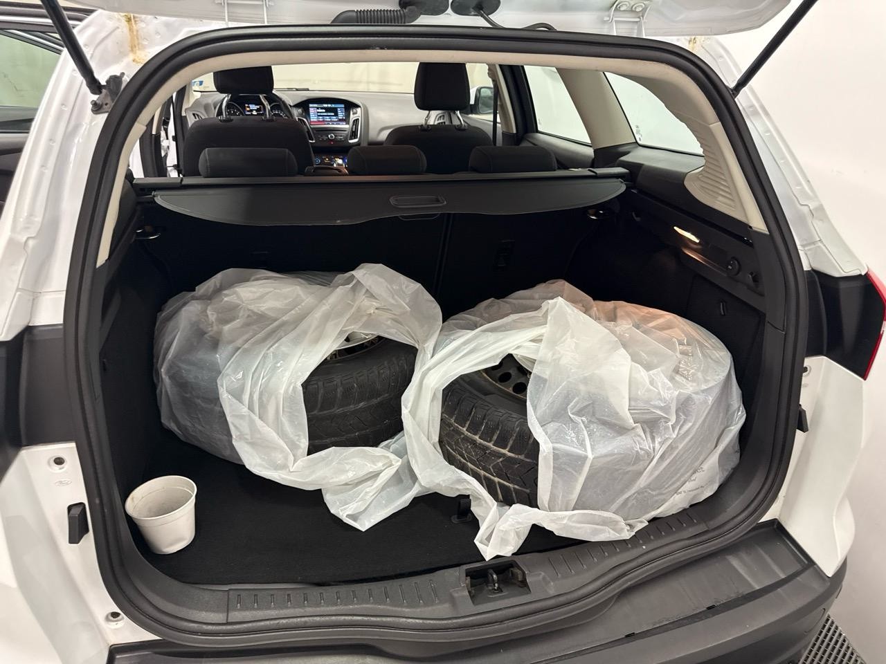 FORD Focus 1.5 TDCi Trend PowerShift-image-9