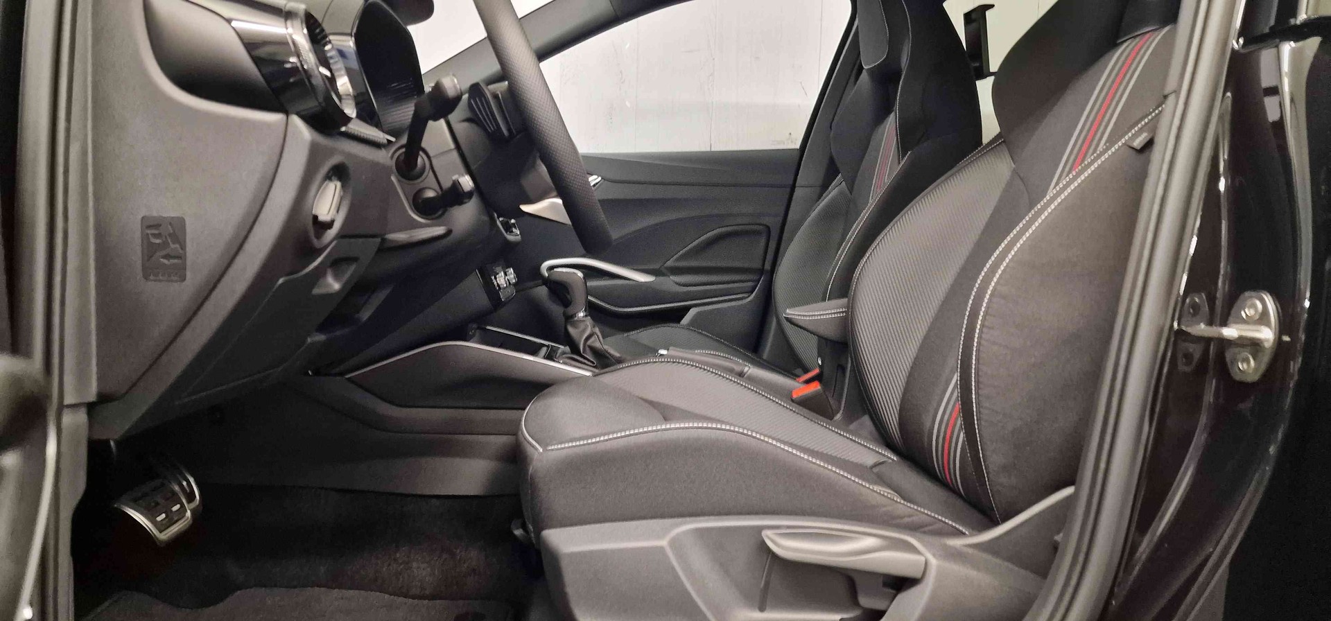 SKODA Fabia 1.5 TSI 130 DSG-image-3