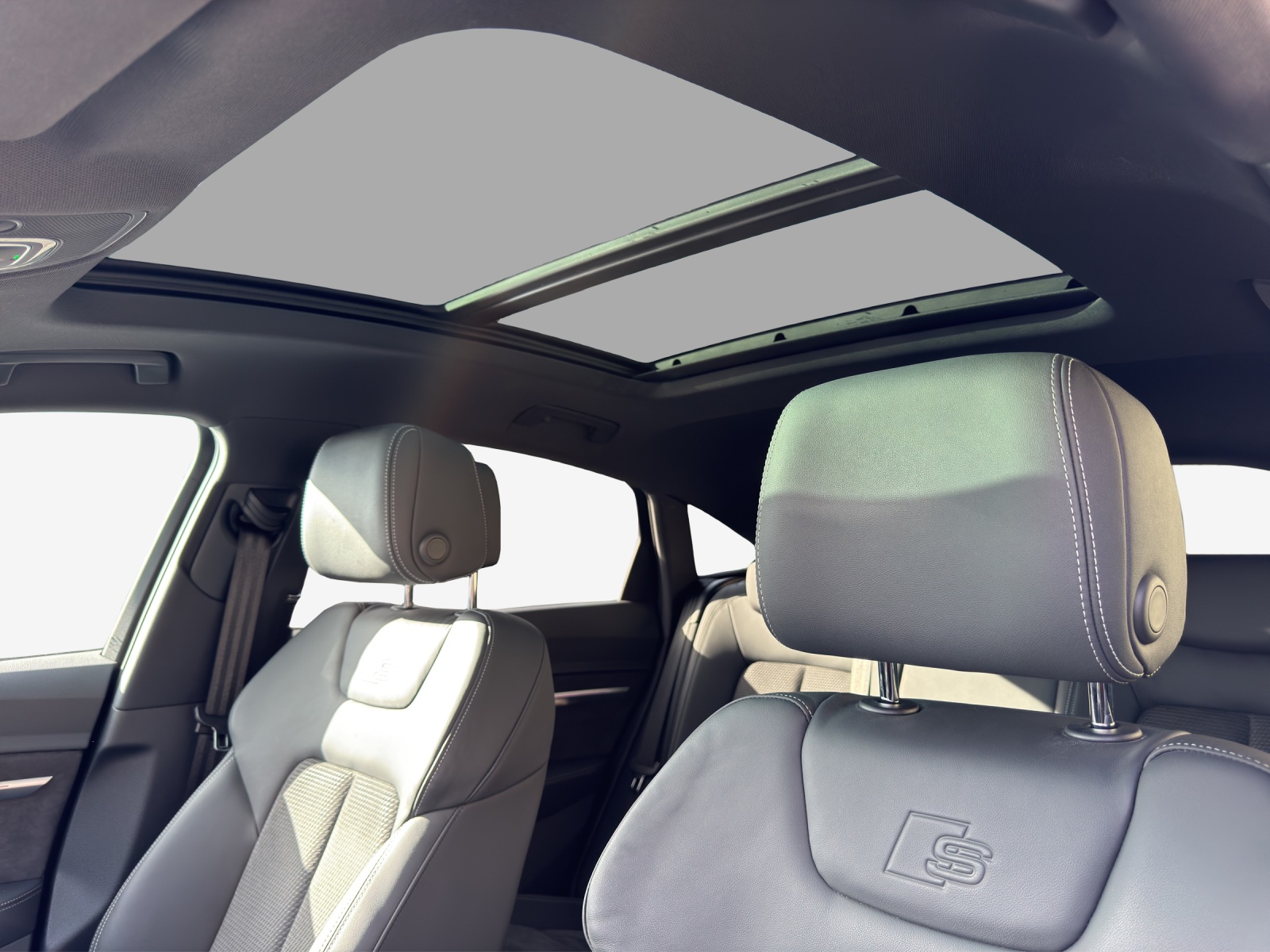 AUDI e-tron 50 Sportback S Line Attraction quattro-image-14