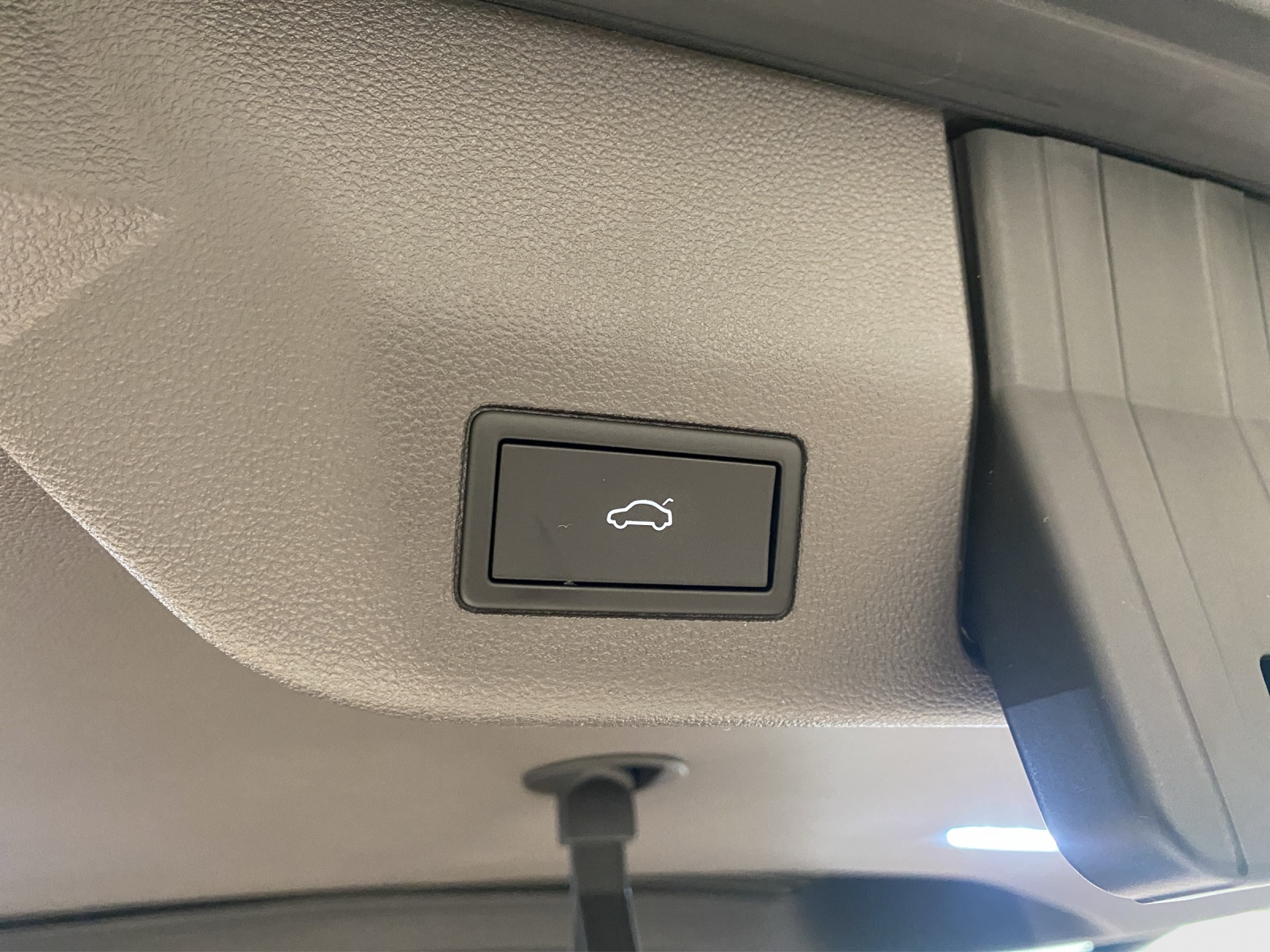 VW Multivan 2.0 TDI Style Liberty DSG Lang-image-15