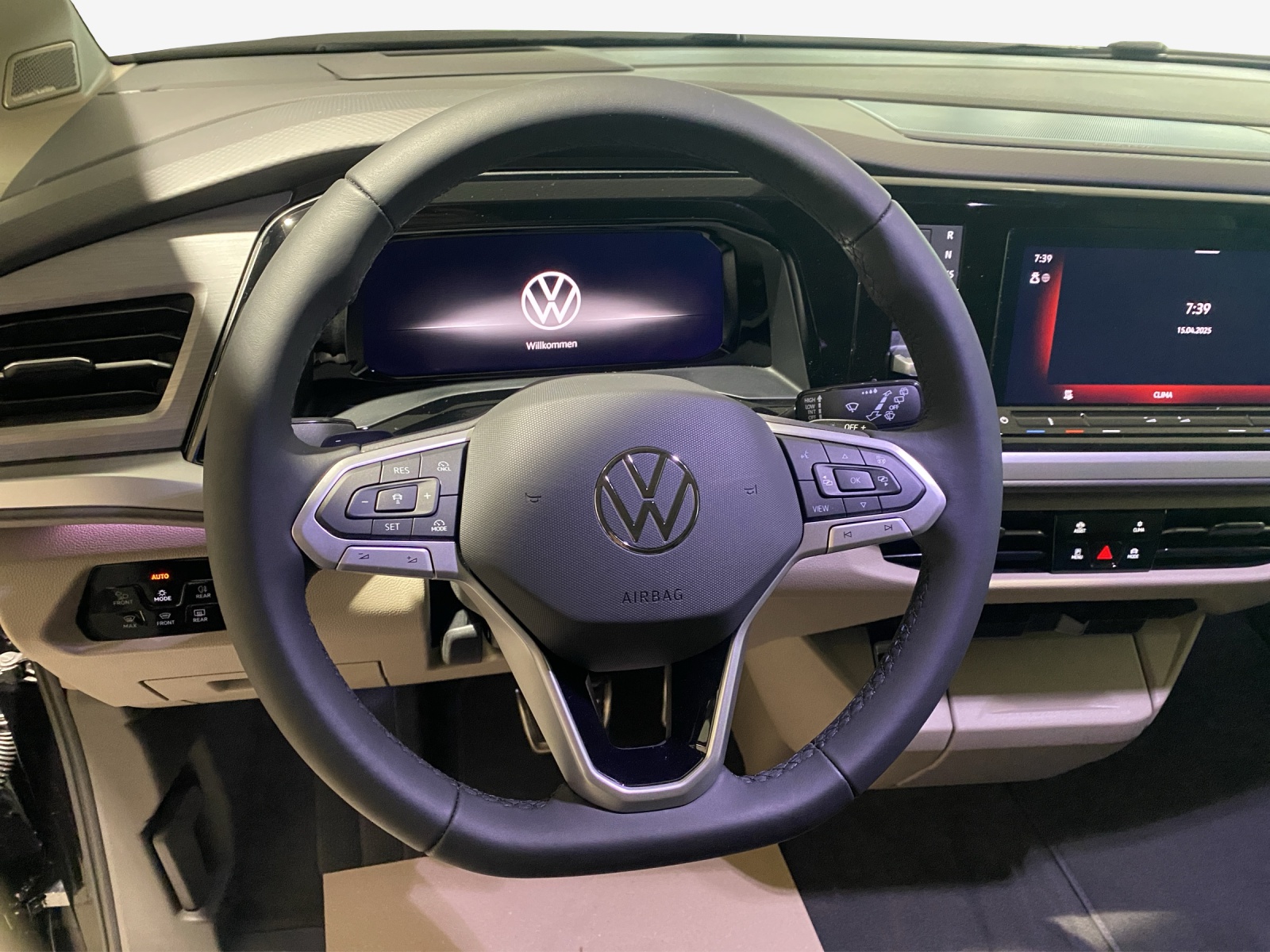 VW Multivan 2.0 TDI Style Liberty DSG Lang-image-9