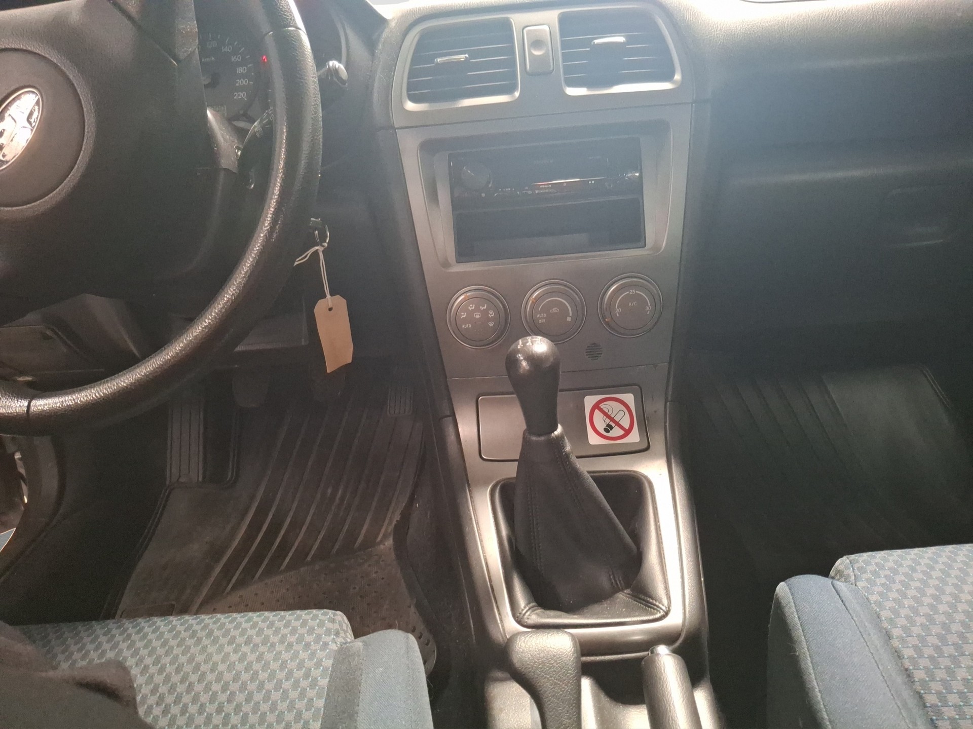 SUBARU Impreza 1.5R Swiss-image-8