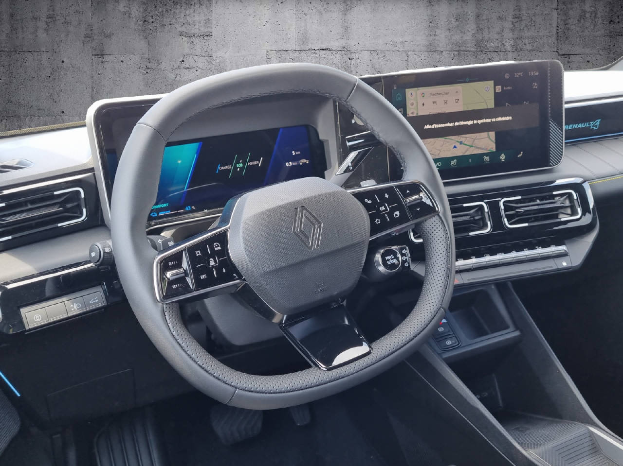 RENAULT R4 E-Tech Electric iconic "plein sud®" 150PS Comfort Range-image-6