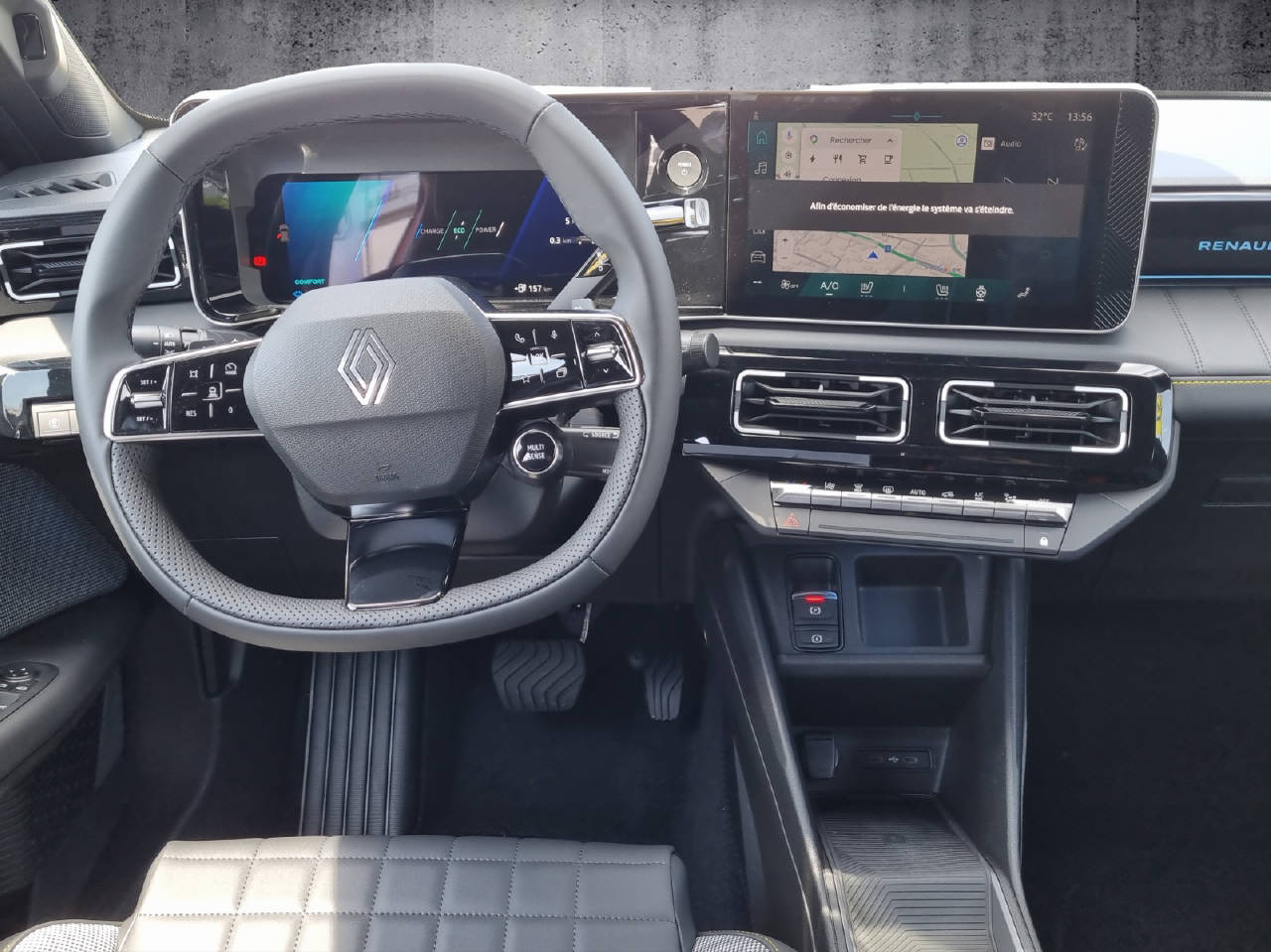 RENAULT R4 E-Tech Electric iconic "plein sud®" 150PS Comfort Range-image-5