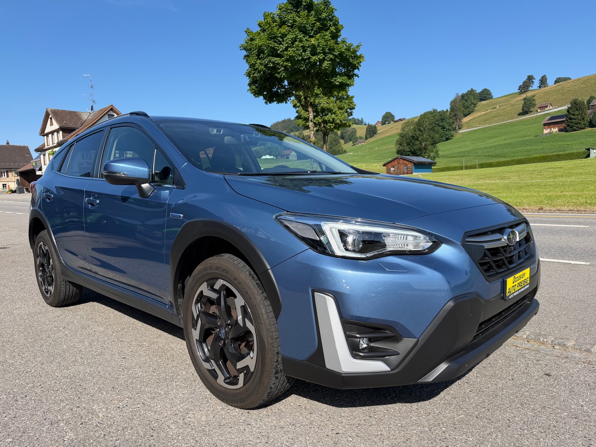 SUBARU XV 2.0 e-Boxer Swiss Plus AWD Lineartronic-image-8