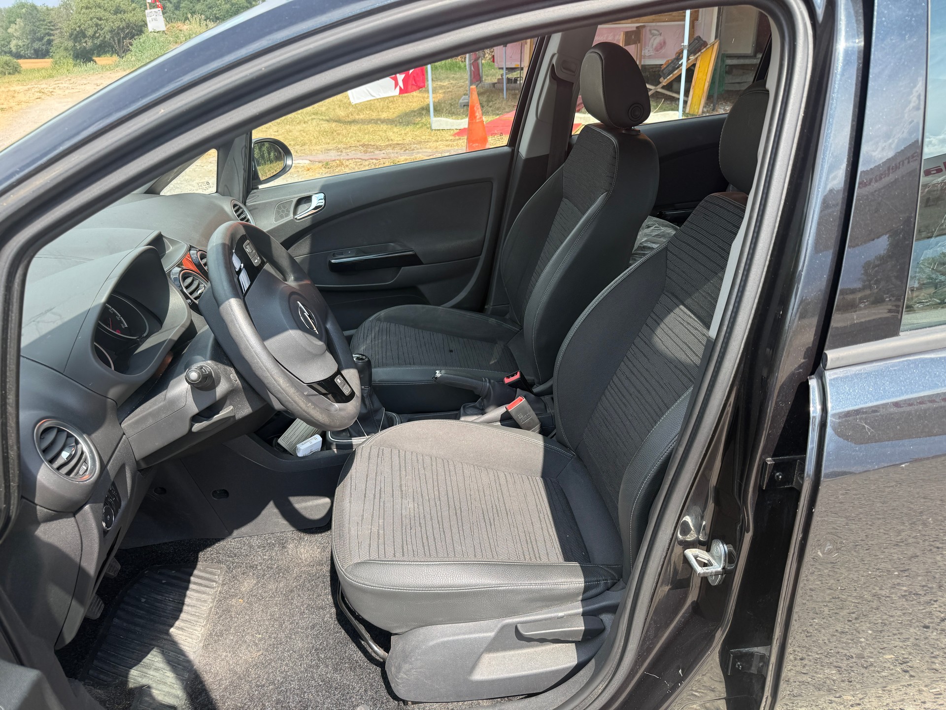 OPEL Corsa 1.4 TP Enjoy-image-8