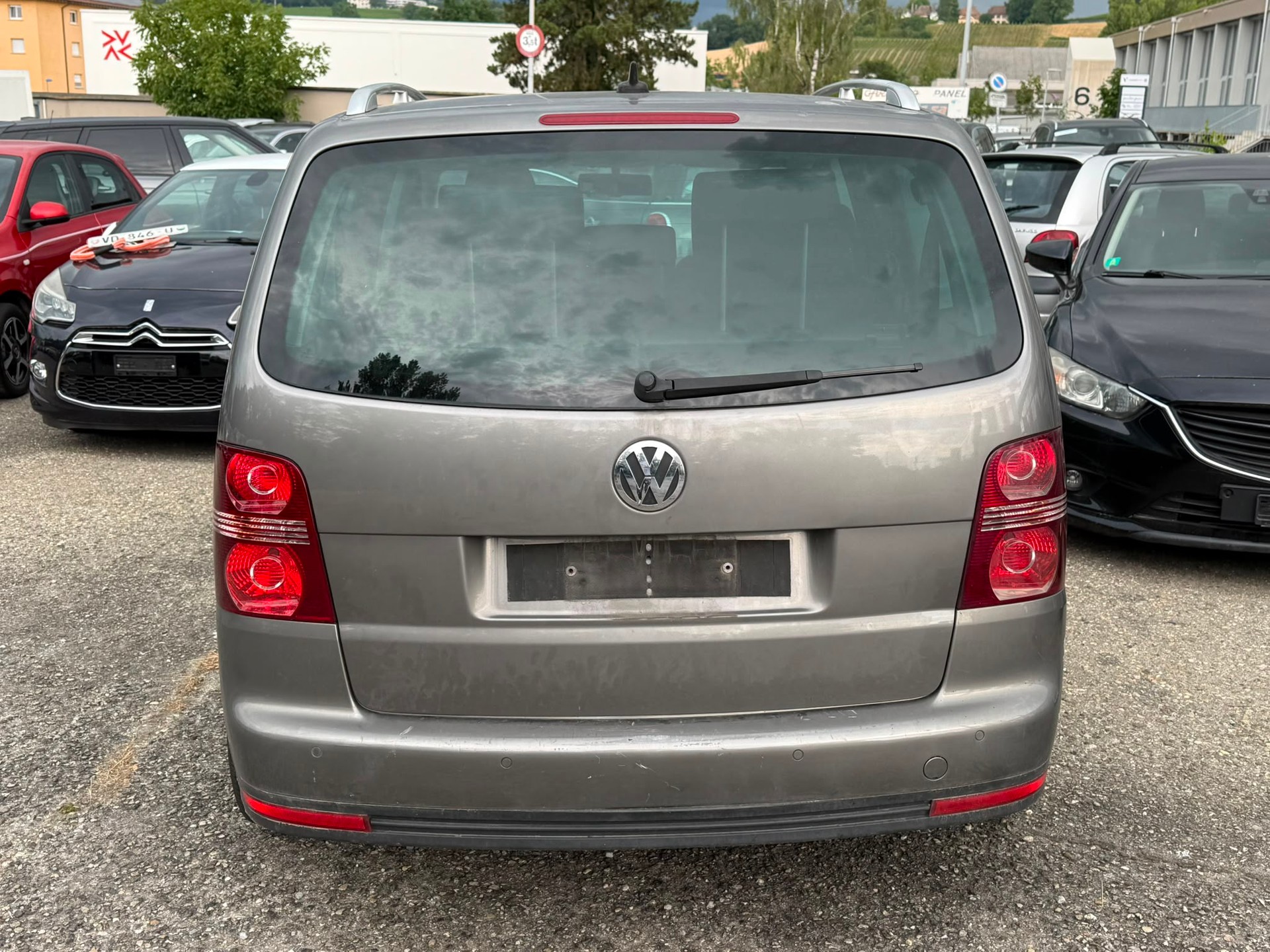 VW Touran 1.4 TSI Highline DSG-image-5