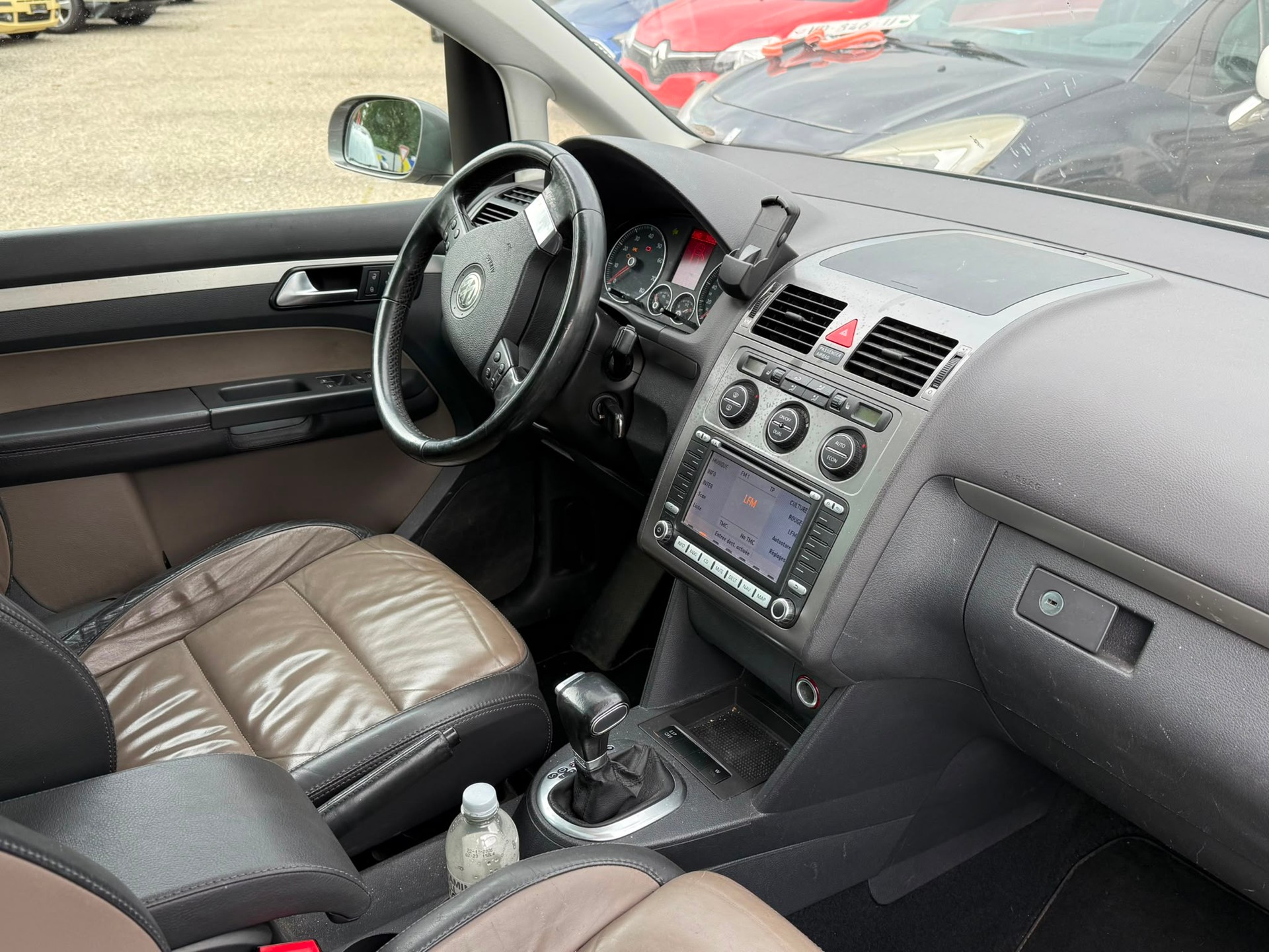 VW Touran 1.4 TSI Highline DSG-image-10