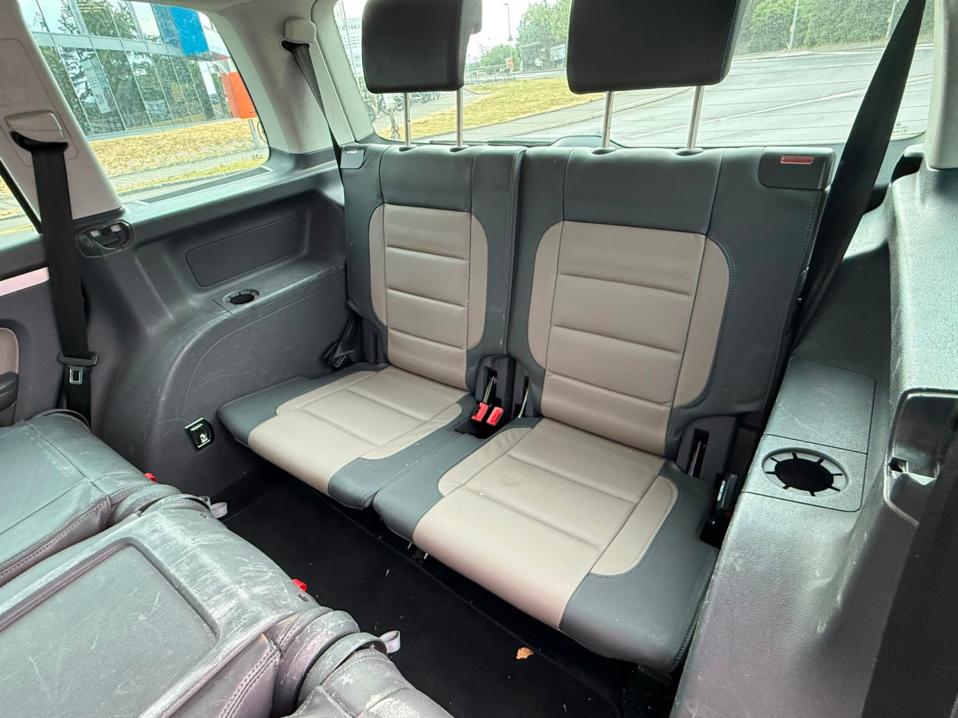 VW Touran 1.4 TSI Highline DSG-image-9