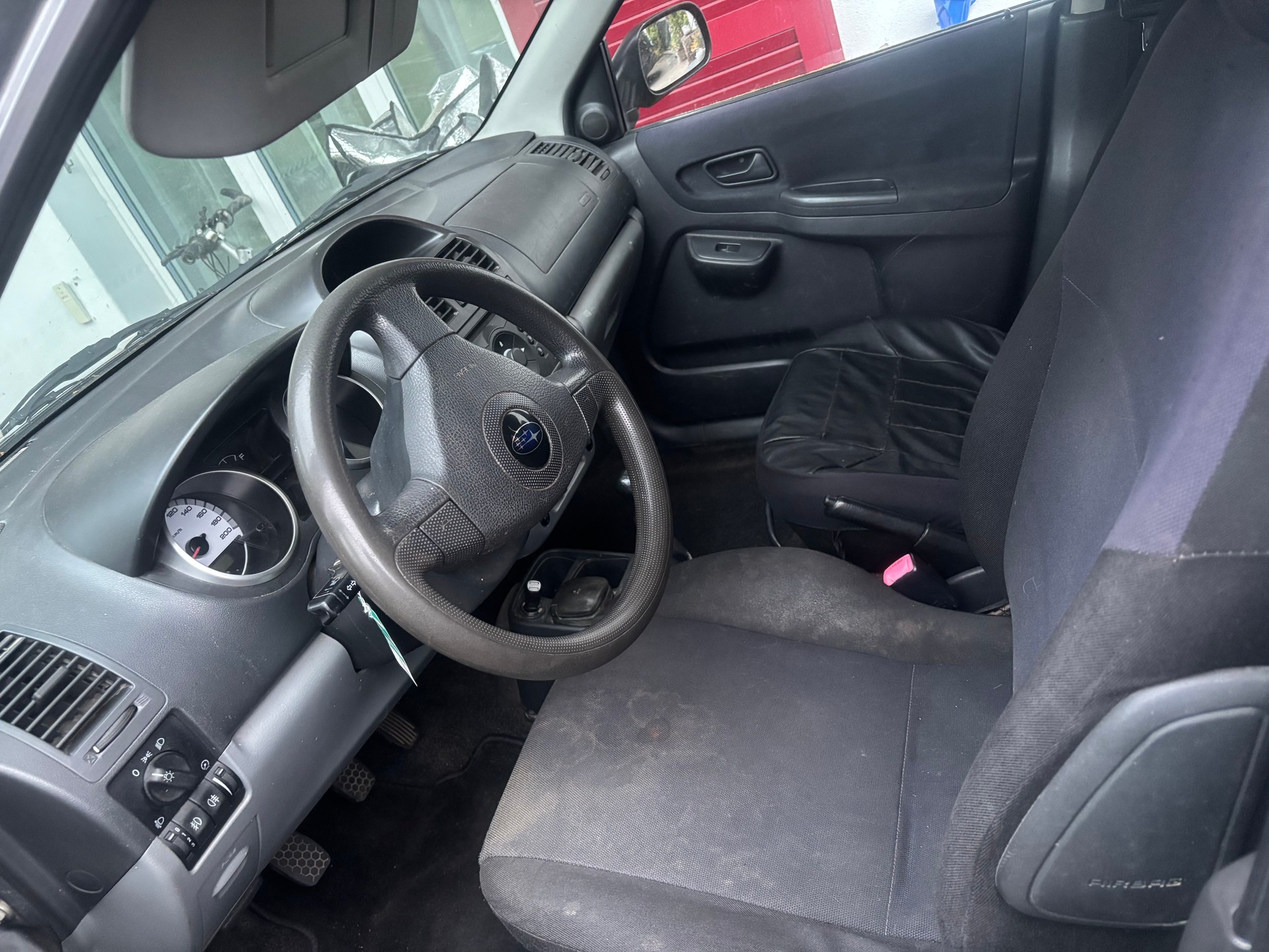 SUBARU 1.5-image-1
