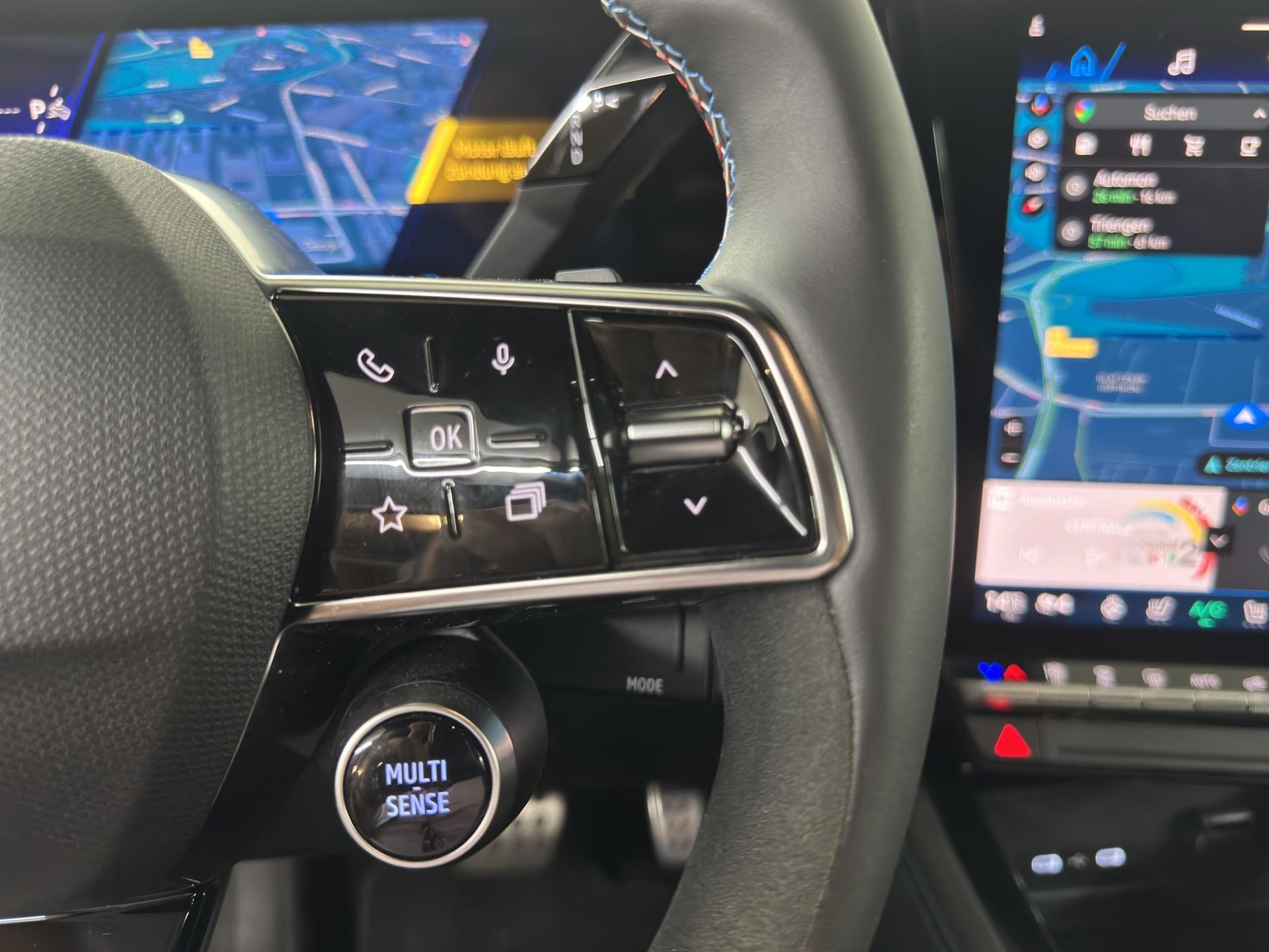 RENAULT Rafale 1.2 E-Tech Hybrid 200 Esprit Alpine-image-25