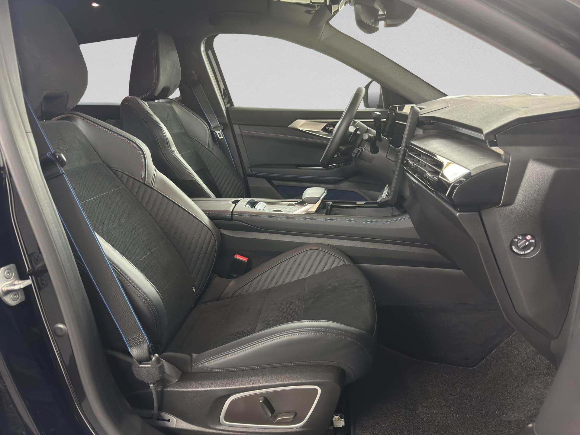 RENAULT Rafale 1.2 E-Tech Hybrid 200 Esprit Alpine-image-16
