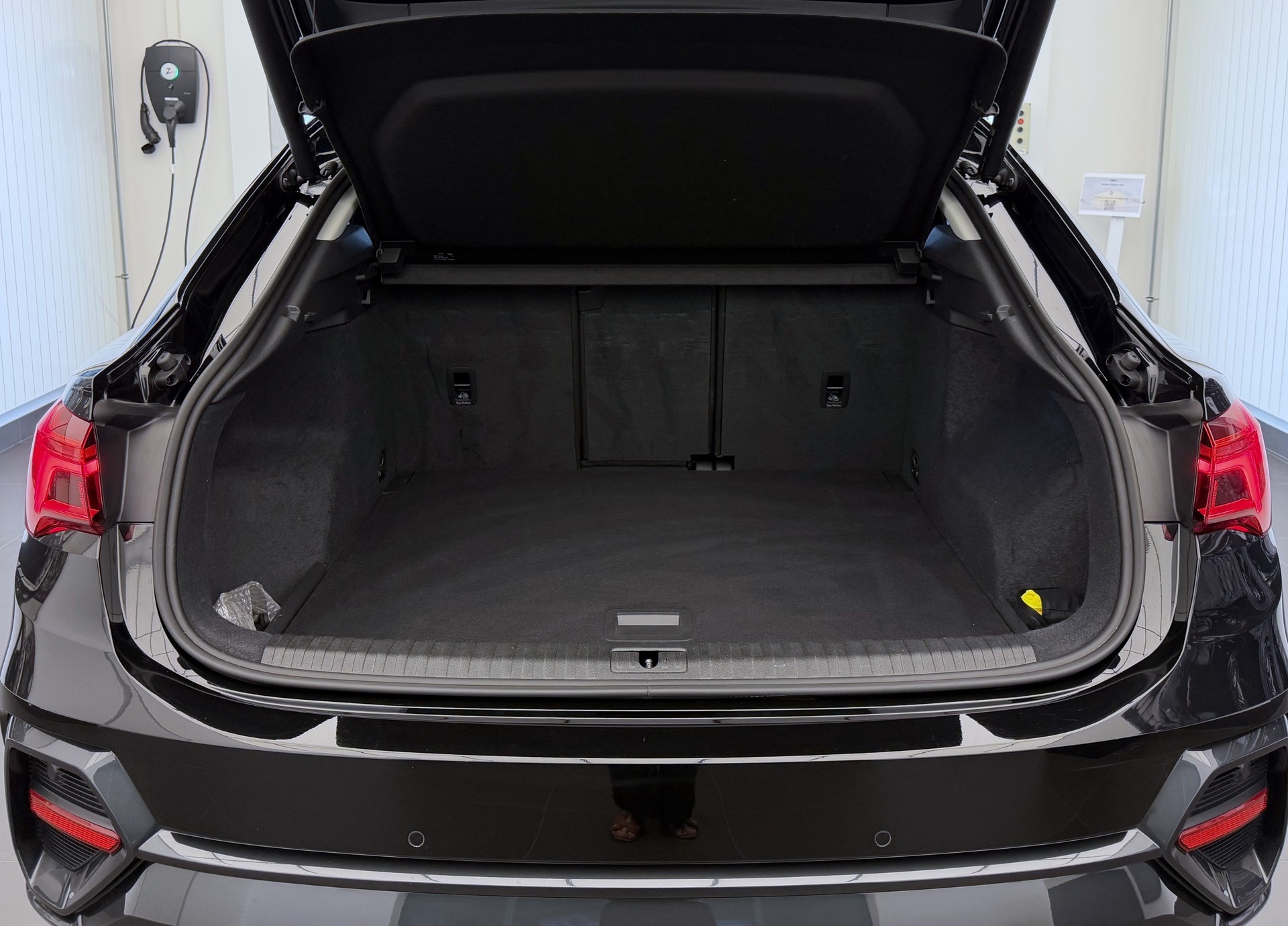 AUDI Q3 Sportback 40 TFSI quattro S-tronic-image-18